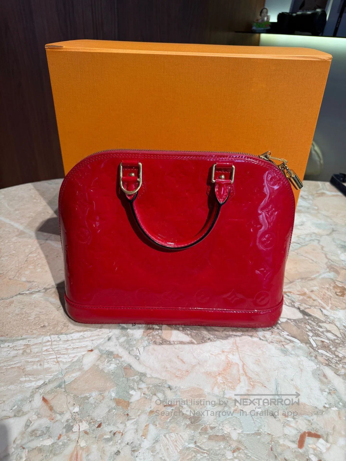 Louis Vuitton LV Alma Patent Leather Red Shell Bag. Size ONE SIZE - 3 Thumbnail