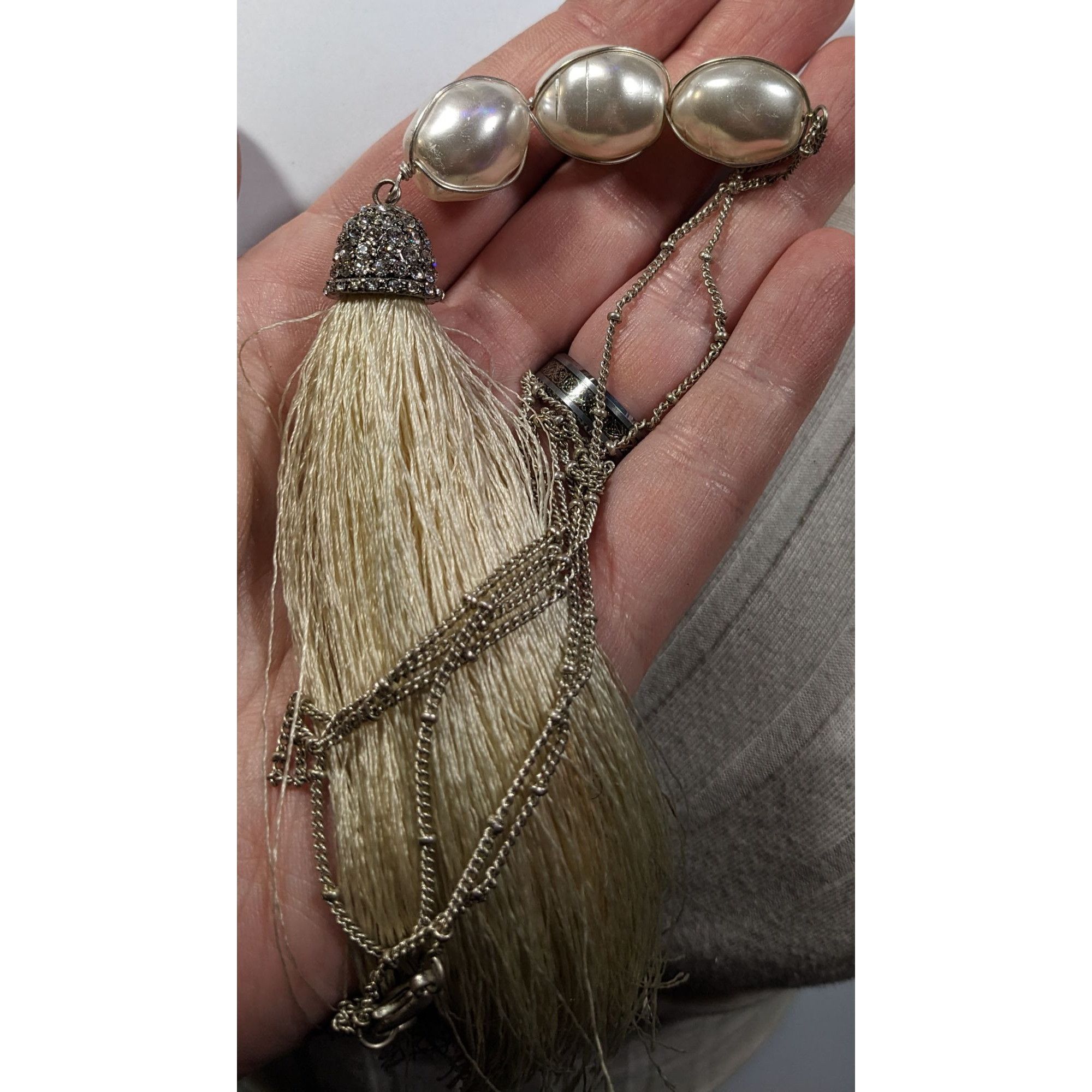 Other Chunky Glam Faux Pearl Rhinestone Tassel Necklace Size ONE SIZE - 6 Thumbnail