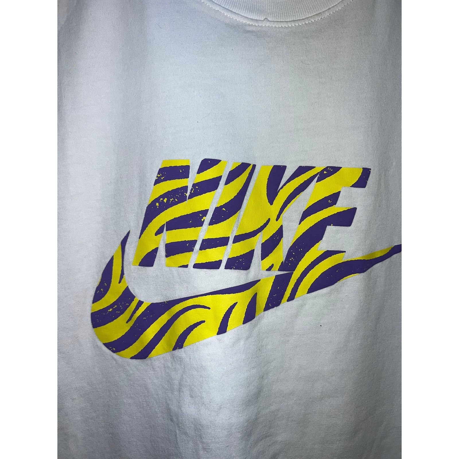 Nike Nike Sportswear Shirt White Purple Yellow Swoosh Tee 2XL XXL Size US XXL / EU 58 / 5 - 3 Thumbnail