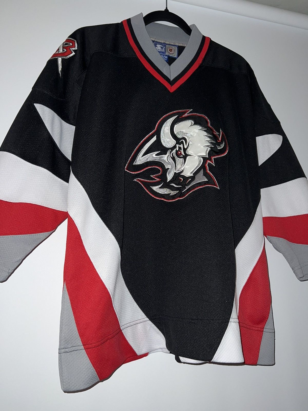 NHL × Starter × Vintage Vintage Buffalo Sabres Starter Hockey Jersey Size US M / EU 48-50 / 2 - 3 Thumbnail
