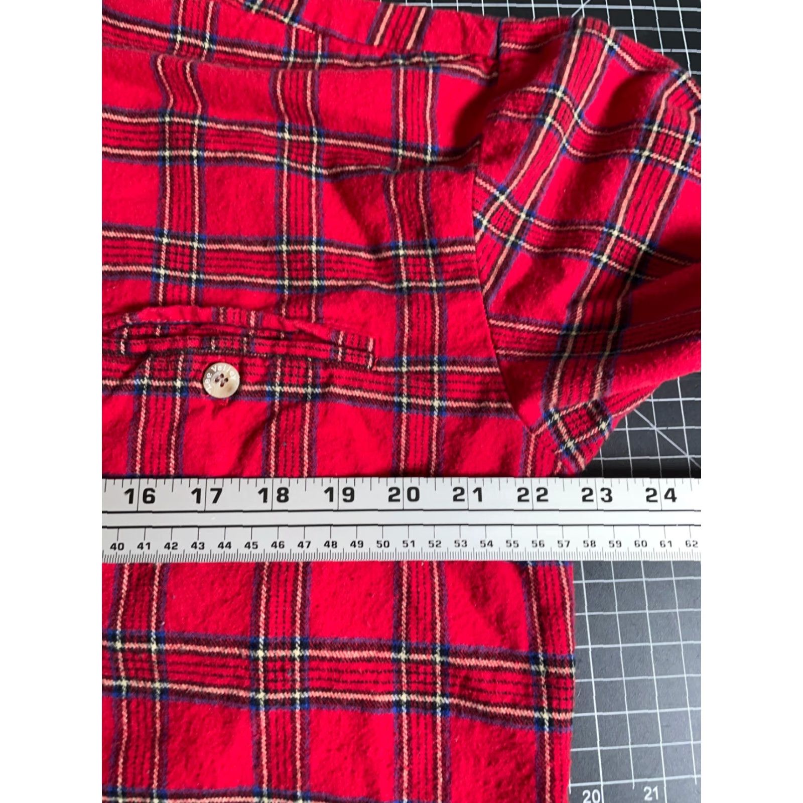 Lee VINTAGE Lee Valley Ireland Shirt Band Collar Men's Large Red Plaid Flannel Grandfather Button-Up Size US L / EU 52-54 / 3 - 5 Thumbnail