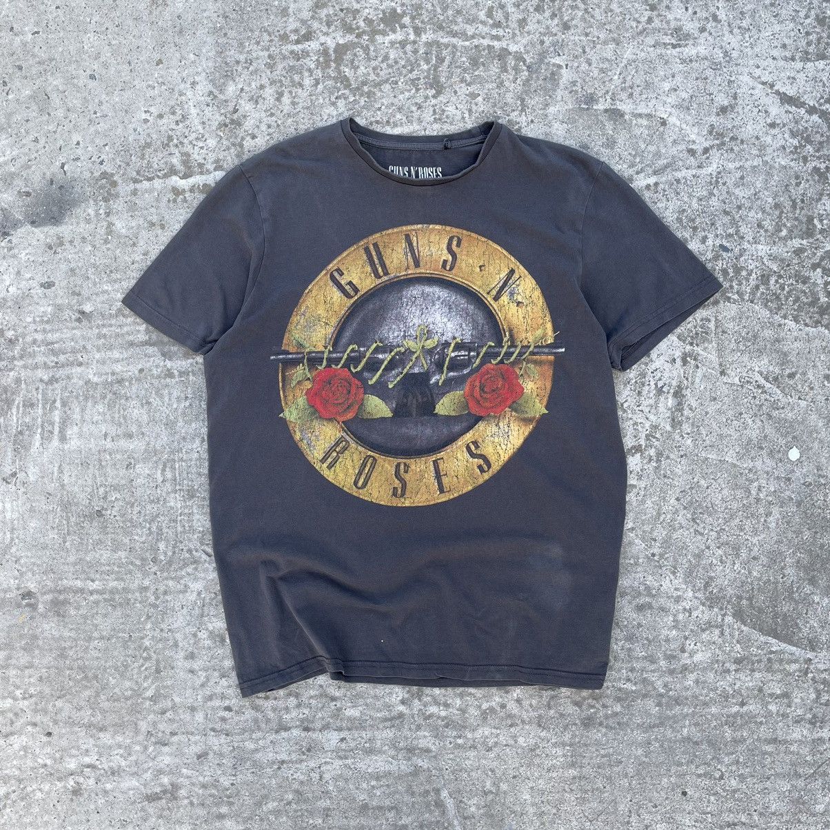Band Tees × Guns N' Roses × Vintage Vintage Guns N Roses T-shirts Big Logo Band Tee Rock 00s Size US L / EU 52-54 / 3 - 1 Thumbnail