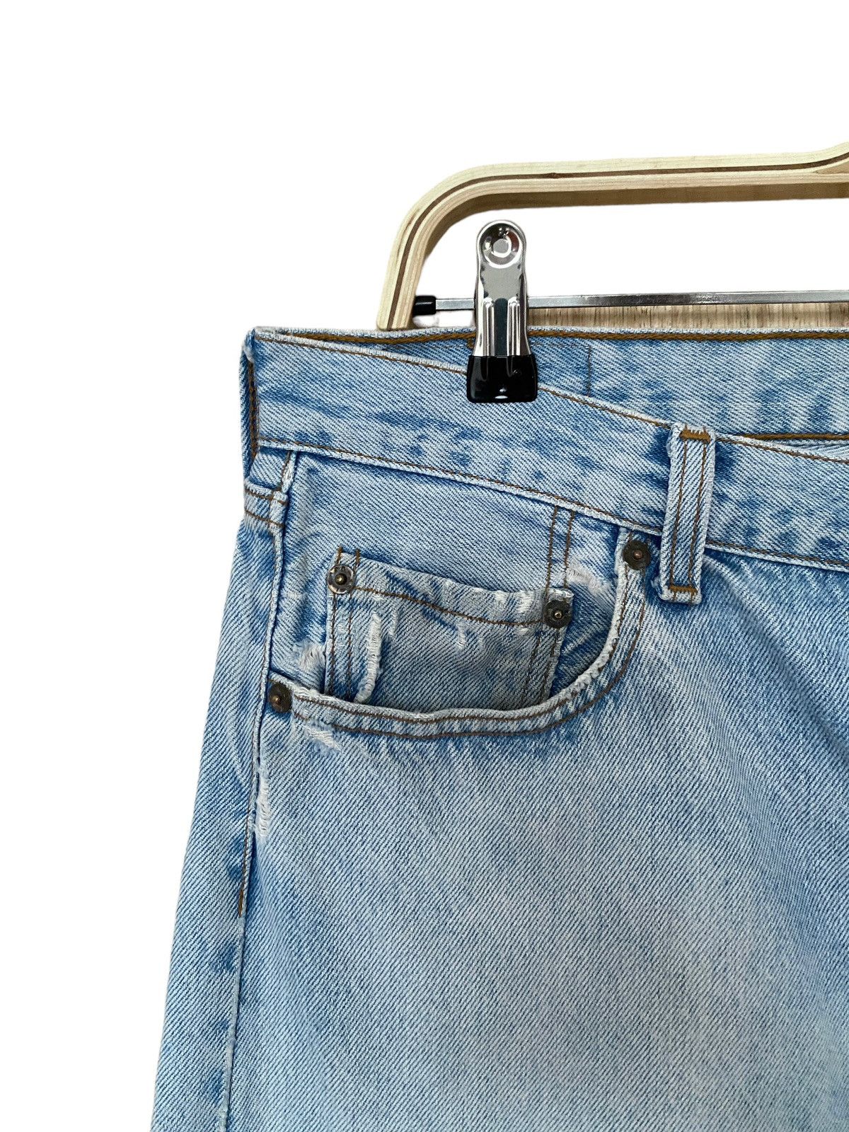 Levi's × Vintage Vintage Brand Levi’s 501 Jeans 1990s Size US 36 / EU 52 - 3 Thumbnail