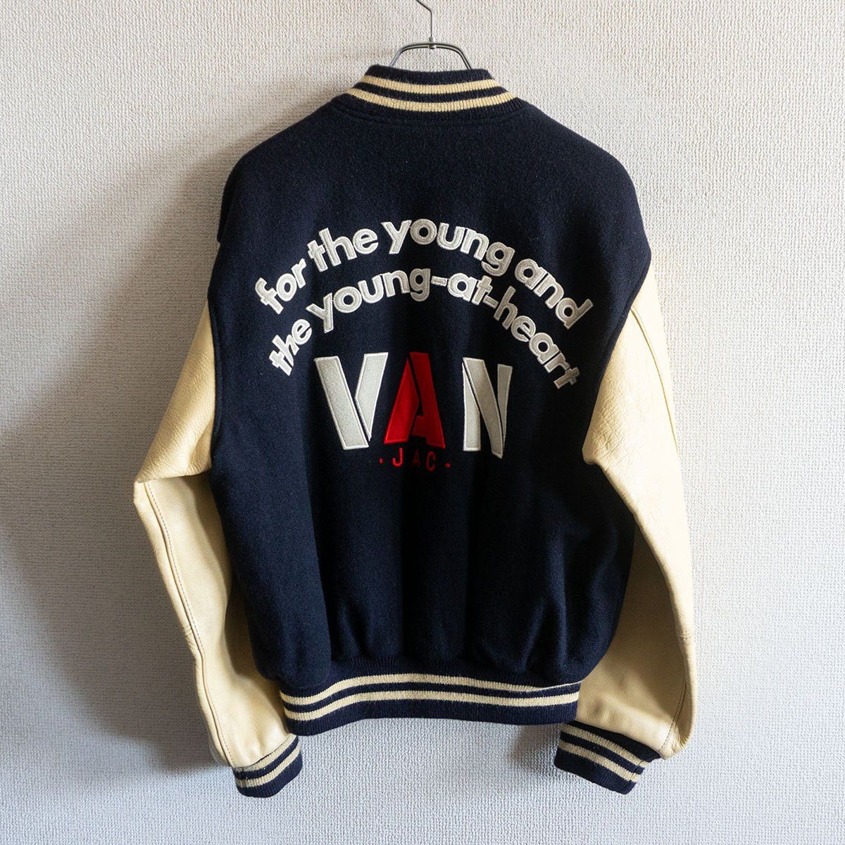Vintage VAN JAC Wool Leather Varsity Jacket Patch Size M Size US M / EU 48-50 / 2 - 1 Thumbnail