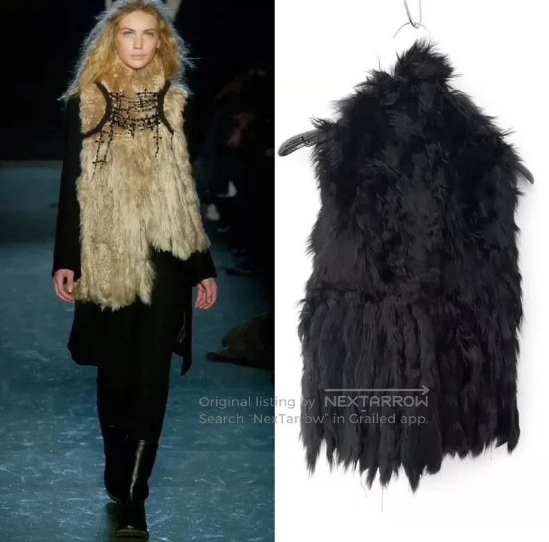 Ann Demeulemeester Black Fur Vest with Unique Design. Size US M / EU 48-50 / 2 - 1 Thumbnail