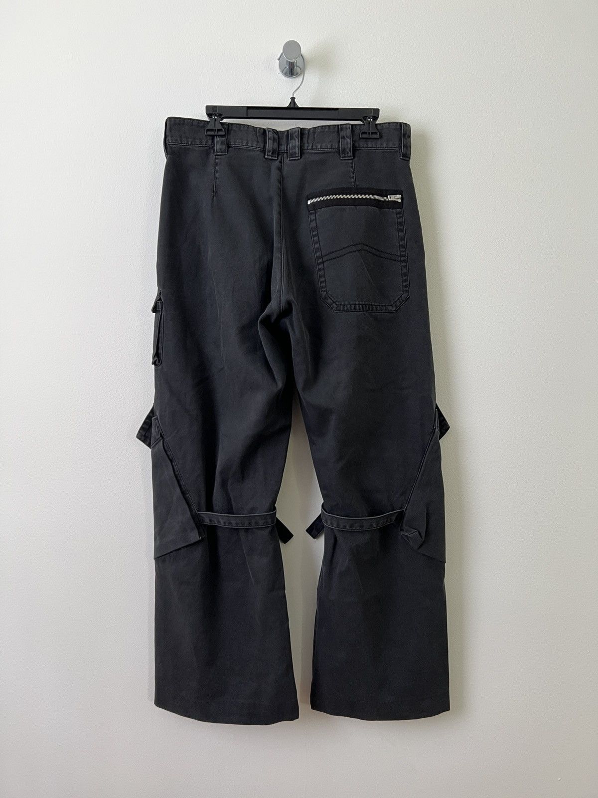 Acne Studios Acne Studios Cargo Trouser Strap Pants Size US 31 - 3 Thumbnail