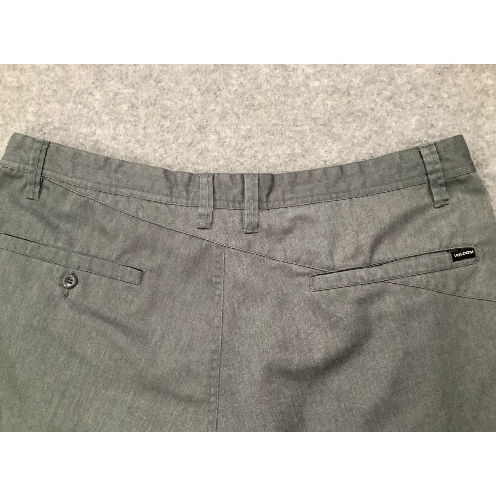 Volcom Volcom Mens Shorts 40 Waist Gray True To This Slash Pockets Skate Size US 40 / EU 56 - 8 Thumbnail