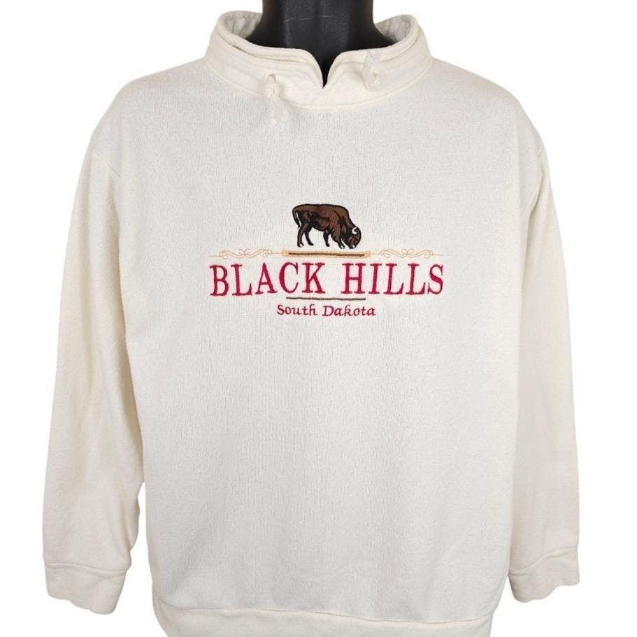 Vintage Vintage Black Hills South Dakota Sweatshirt Mens Size Medium Size US M / EU 48-50 / 2 - 1 Thumbnail