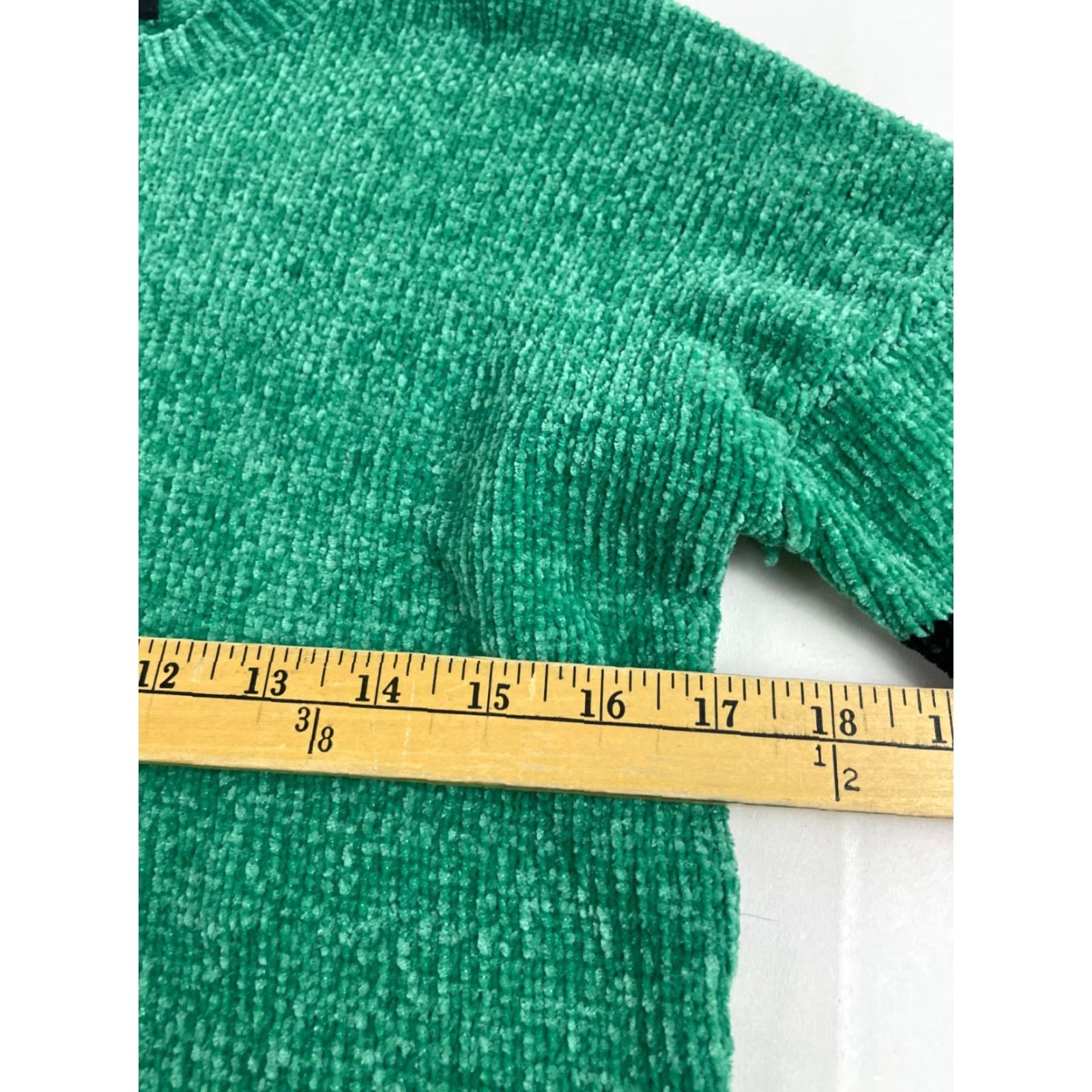 Vintage Poof Sweater Women’s Size Small Green Cropped Pullover Chenille Crew Neck Long Sleeve Modern Solid Size S / US 4 / IT 40 - 3 Thumbnail