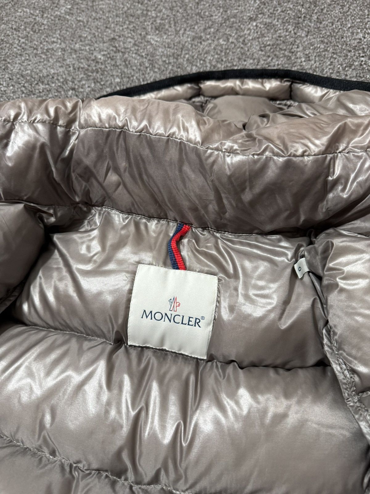Moncler Moncler BERRE women’s light down jacket Size XS / US 0-2 / IT 36-38 - 12 Thumbnail