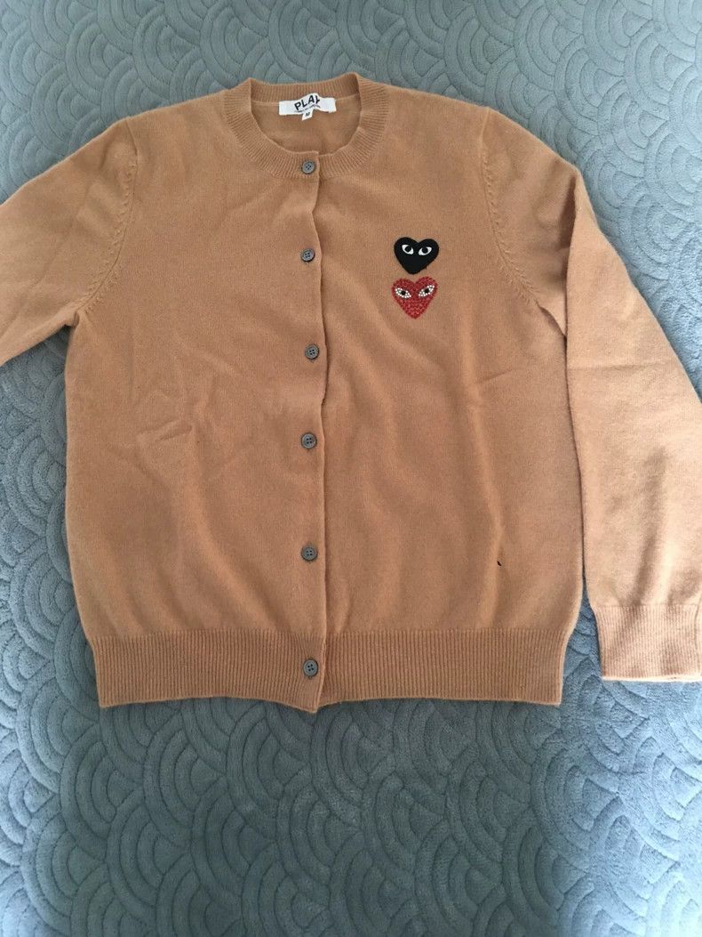 Comme des Garcons Comme Des Garcons Expensive Cashmere Sweater Women's Cashm Size M / US 6-8 / IT 42-44 - 1 Thumbnail