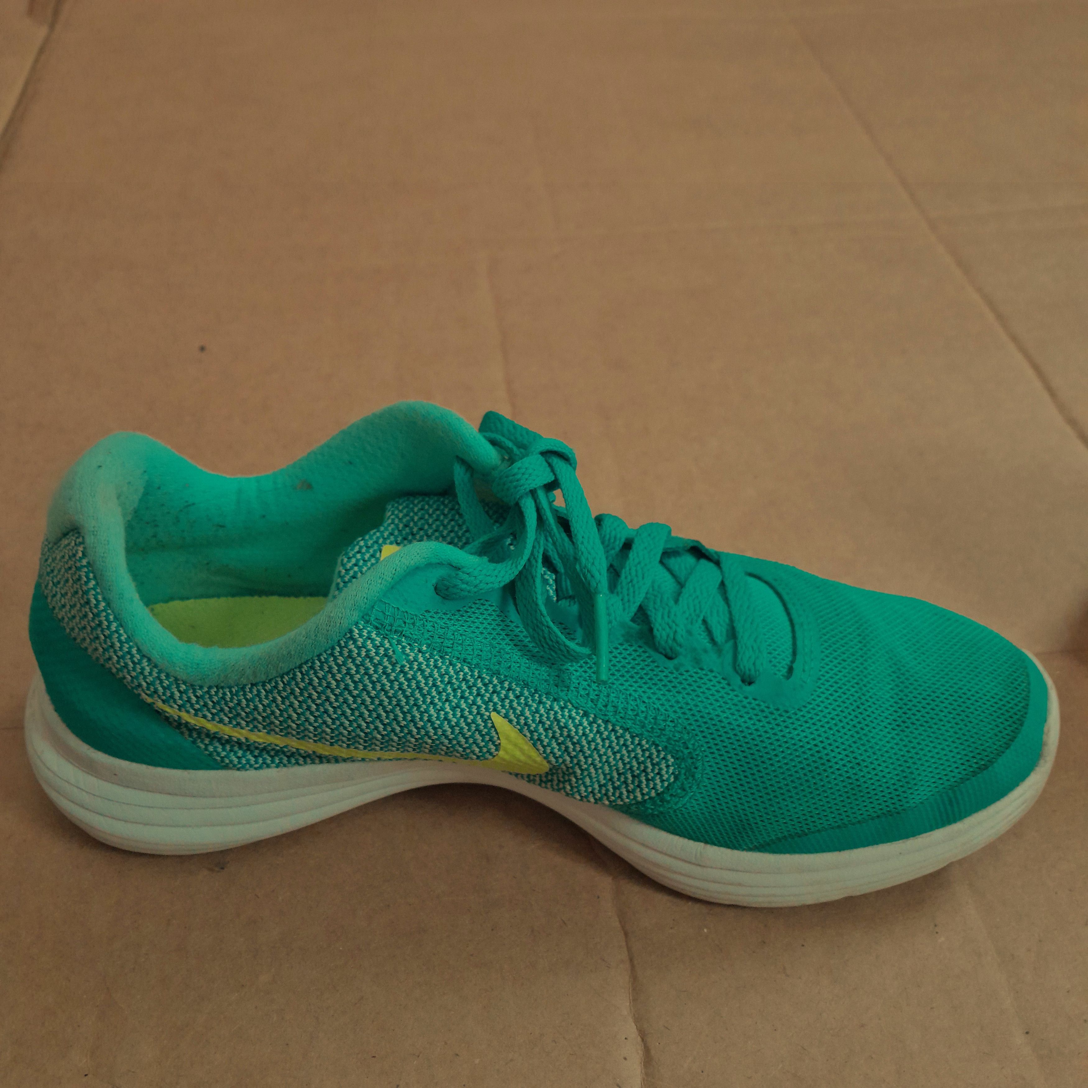 Nike Nike Revolution 3 Women’s Athletic Running Shoes Sneakers Size US 6 / IT 36 - 4 Thumbnail