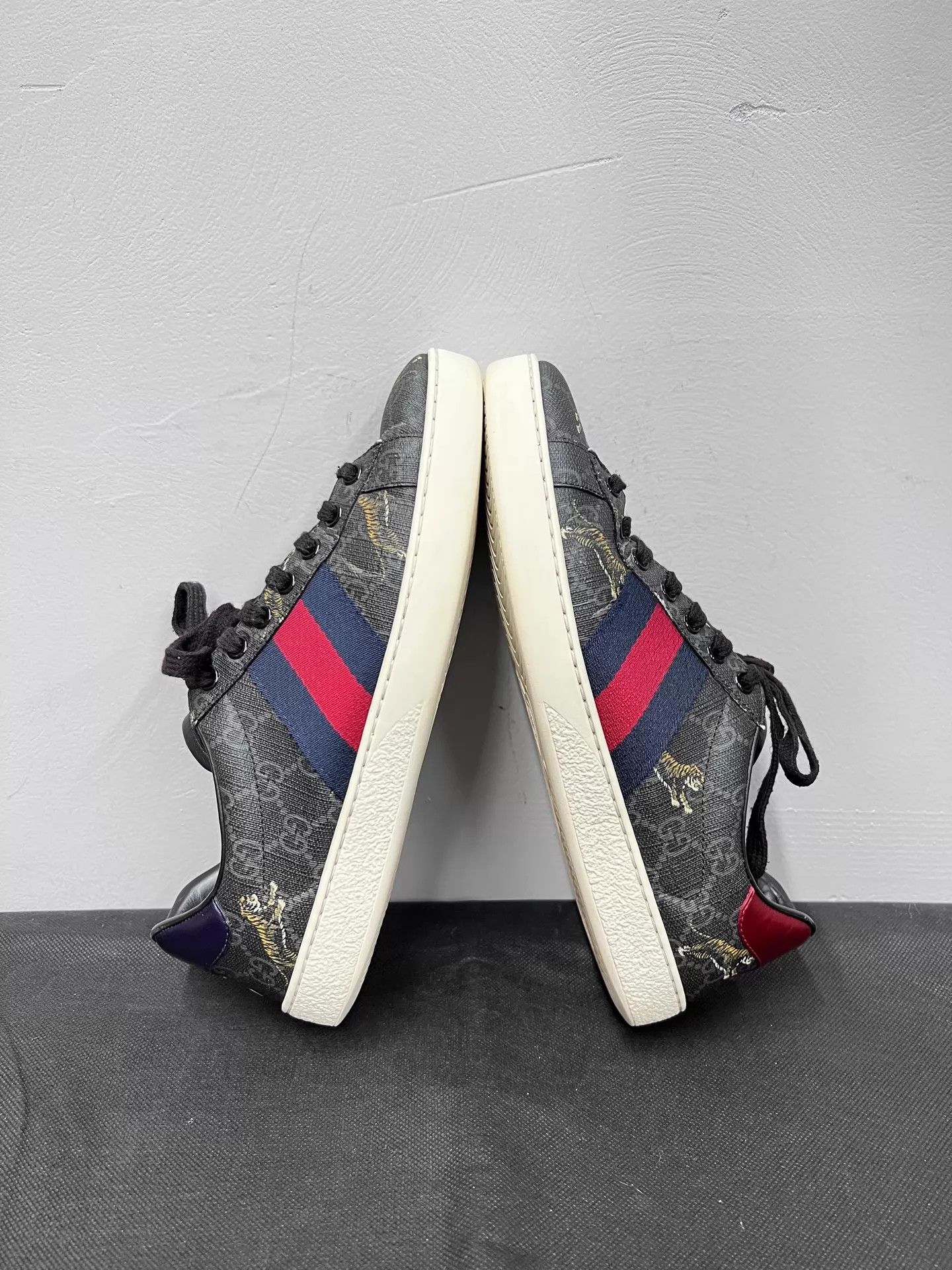 Gucci Gucci ACE Tiger Print Low-Top Sneaker UK5.5/EU39.5 Vintage Size US 6.5 / EU 39-40 - 6 Thumbnail