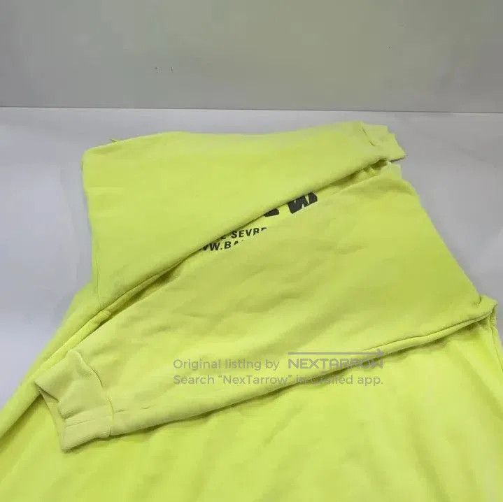 Balenciaga Balenciaga Crew Neon Yellow Hoodie. Size US S / EU 44-46 / 1 - 9 Thumbnail