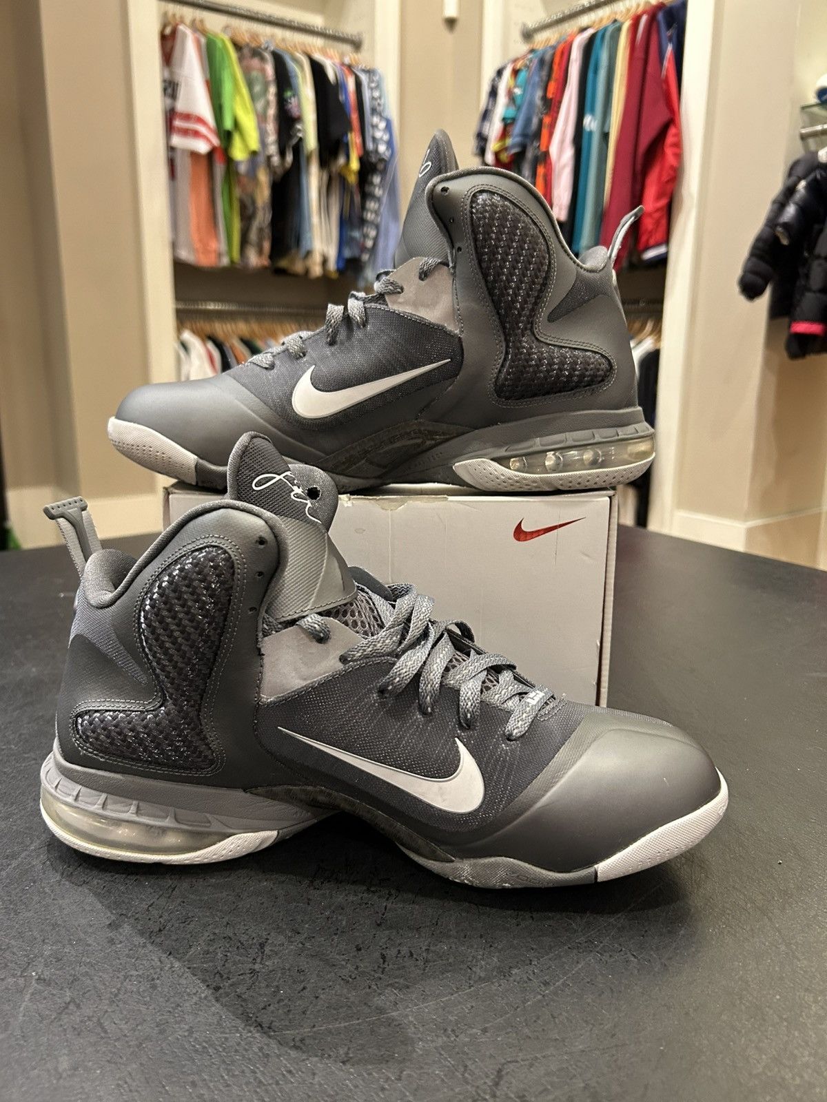 Nike Nike Lebron 9 ‘Cool Grey’ Size US 11 / EU 44 - 2 Thumbnail