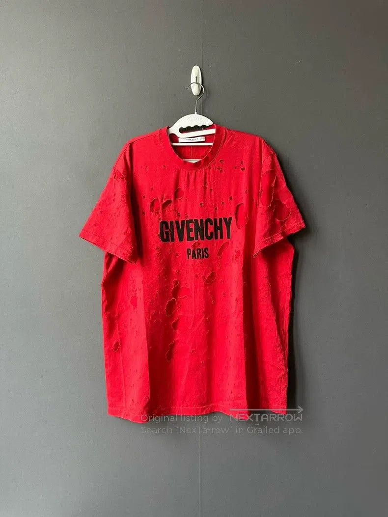 Givenchy Givenchy Red Big Hole Short Sleeve Size US S / EU 44-46 / 1 - 1 Thumbnail