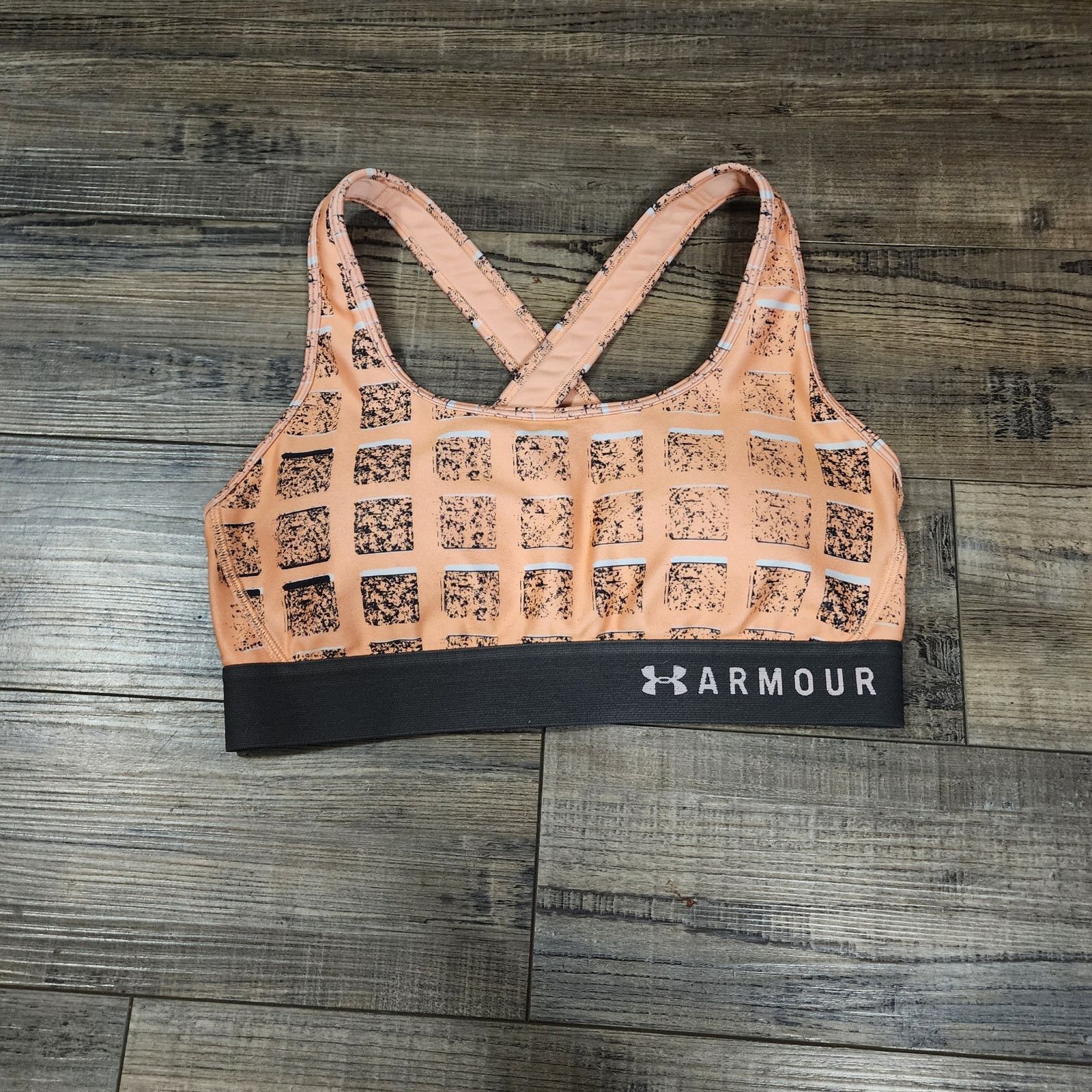 Under Armour Under Armour sports bra size medium peach 2278 Size ONE SIZE - 1 Thumbnail