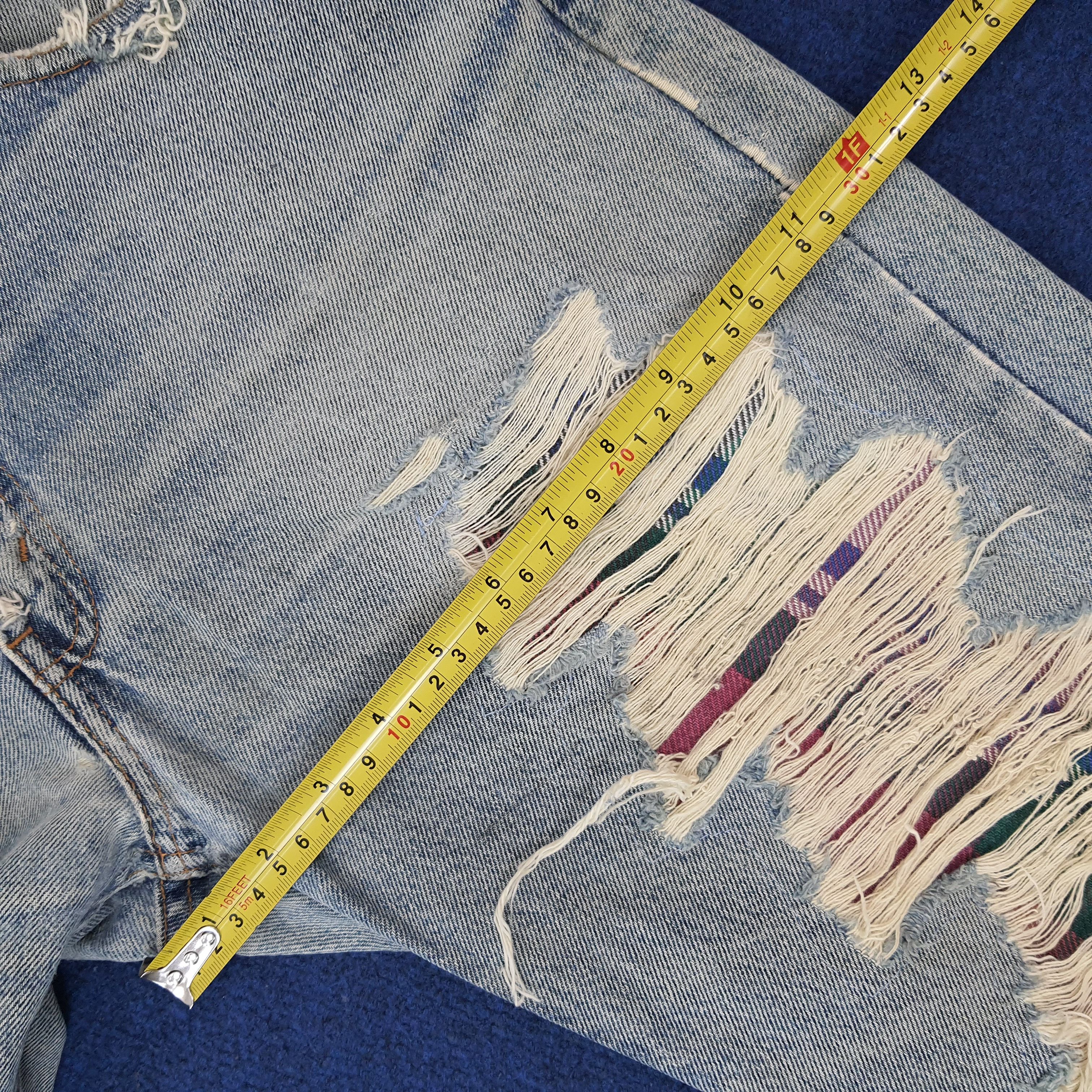 Levi's Vintage Levi's 505 Authentic Red Tab Distressed Jean C228N19 Size US 32 / EU 48 - 14 Thumbnail