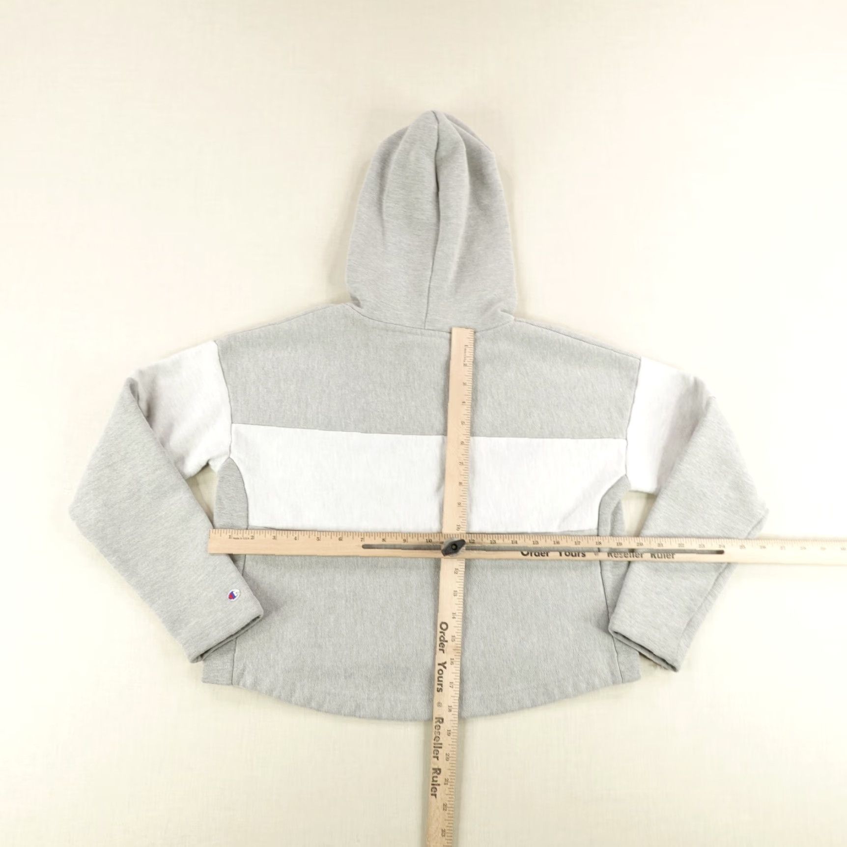Champion Champion Hoodie Womens XS Gray White Cropped Reverse Weave Santa Cruz California Size XS / US 0-2 / IT 36-38 - 4 Thumbnail