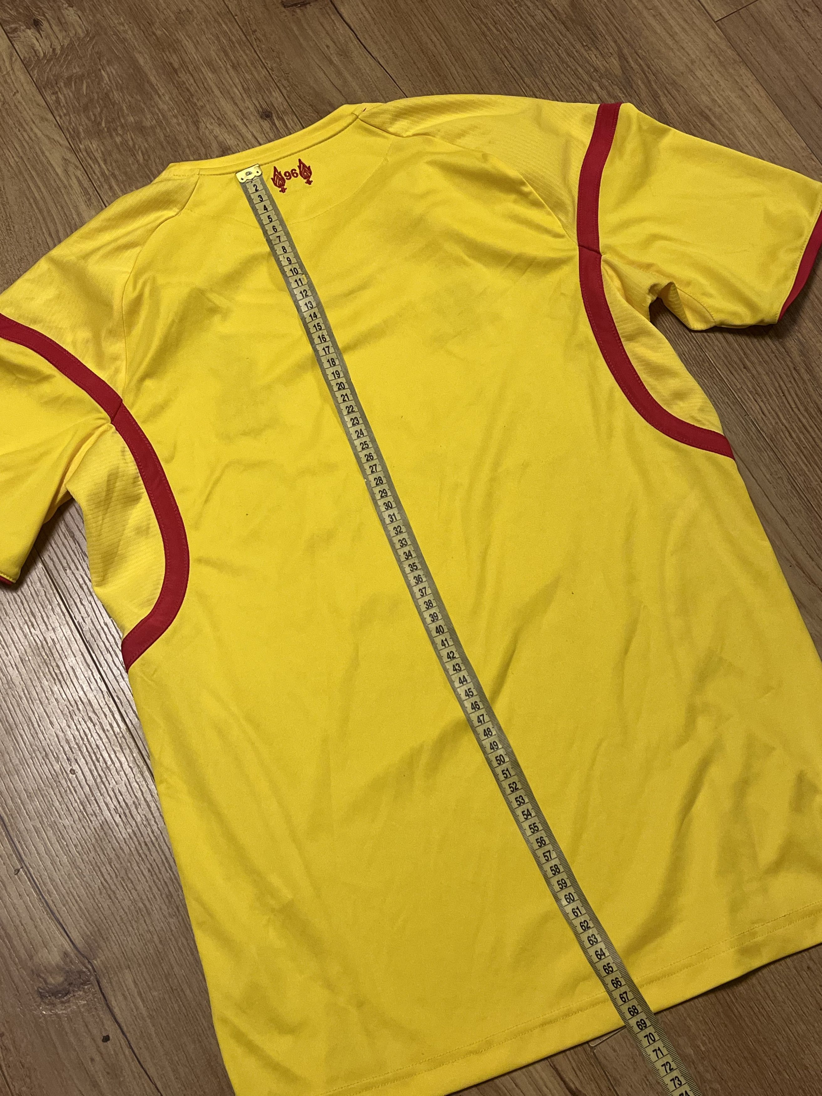 Warrior 2014-15 Liverpool Away Football Jersey Warrior Yellow Size S Size US S / EU 44-46 / 1 - 6 Thumbnail