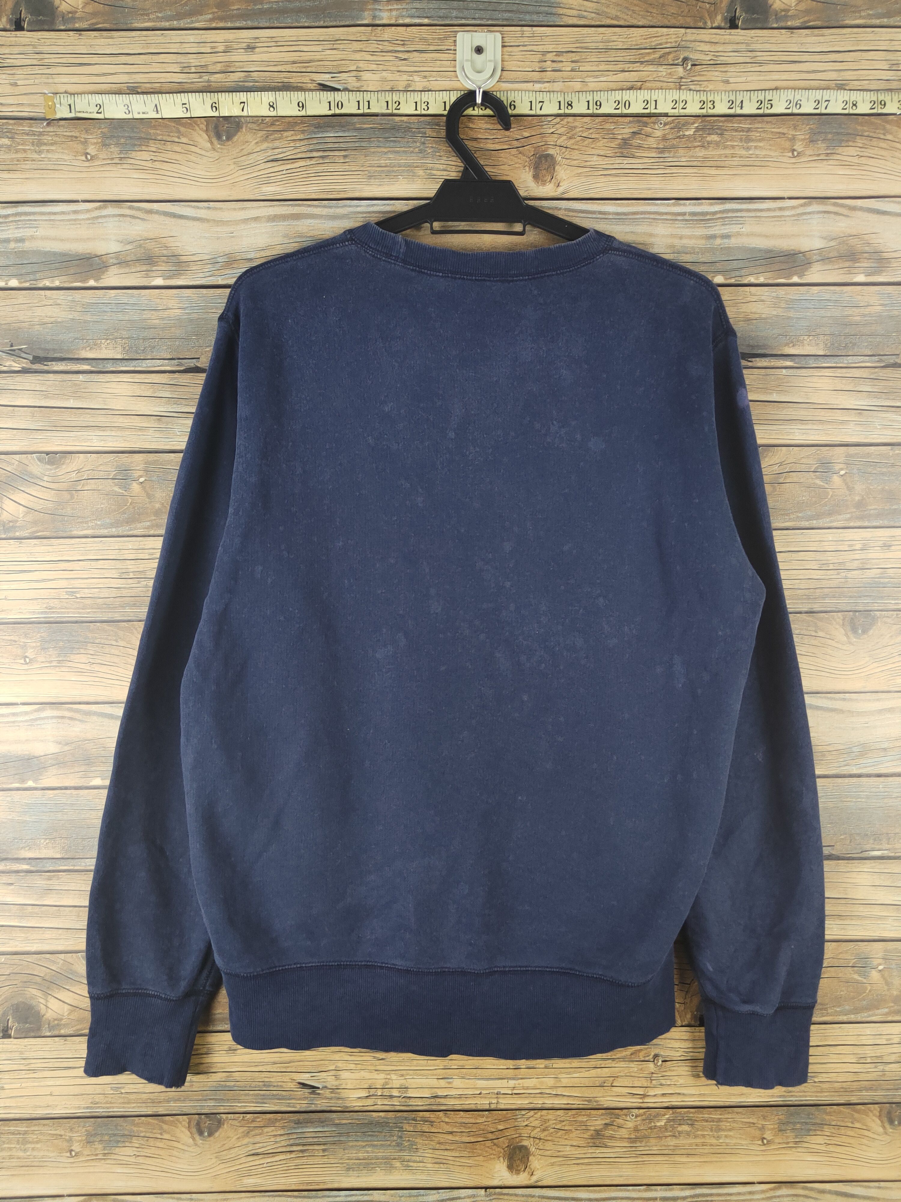 Uniqlo DL Uniqlo wellen surf Navy Sweatshirts #2726 Size US M / EU 48-50 / 2 - 8 Thumbnail