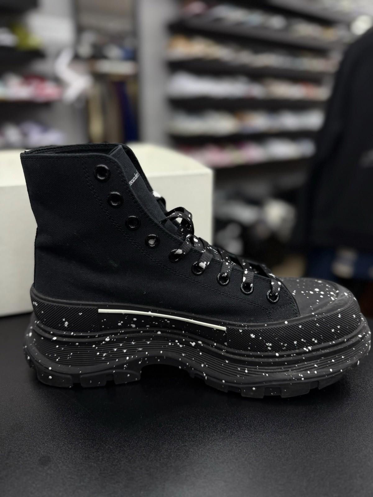 Alexander McQueen Alexander McQueen Boot Tread Black Splatter Boots 42EU/9US Size US 9 / EU 42 - 7 Thumbnail