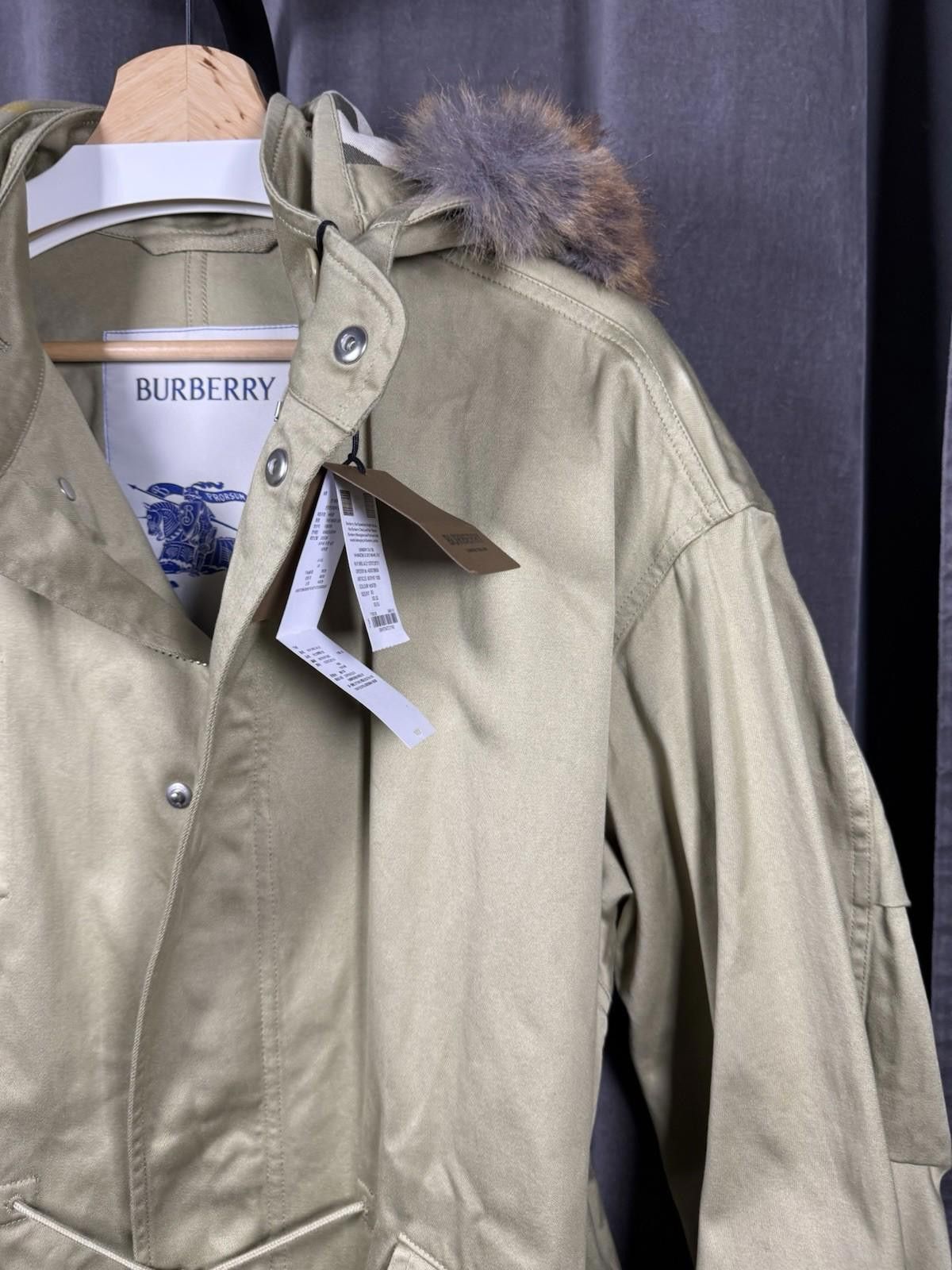 Burberry Burberry Faux Fur Cotton Parka Hunter Green Parka Womens XS Size XS / US 0-2 / IT 36-38 - 2 Thumbnail