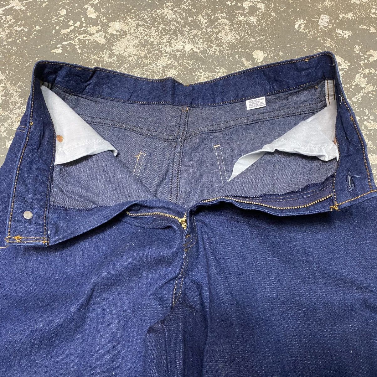 Levi's × Vintage Vintage Levi’s Womenswear 609 Denim Jeans USA NWT 1977 Size US 30 / EU 46 - 4 Thumbnail
