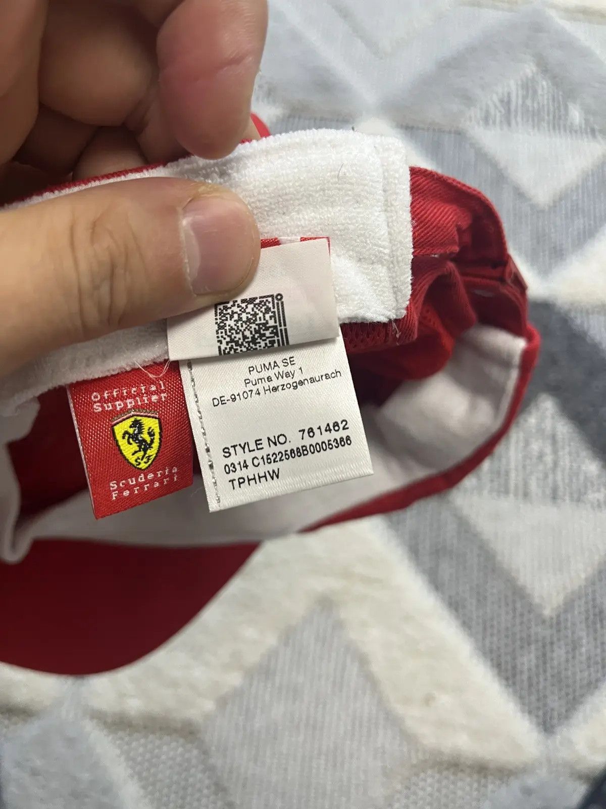 Puma Vintage Ferrari Puma Santander Finland Racing Cap Hat Size ONE SIZE - 5 Thumbnail