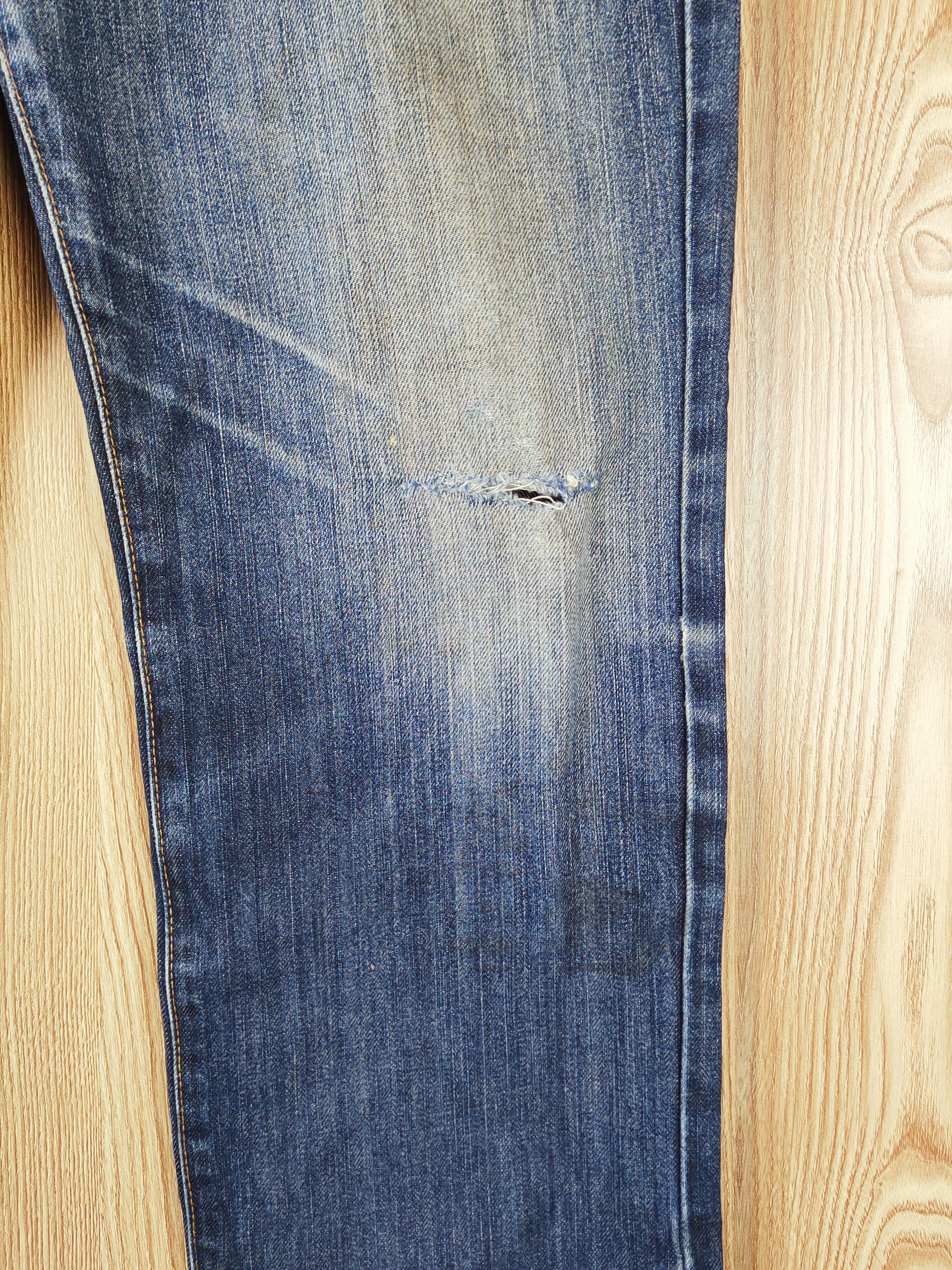 Edwin × Vintage Edwin Dark Blue Faded Distressed Ripped Jeans Size US 35 - 6 Thumbnail