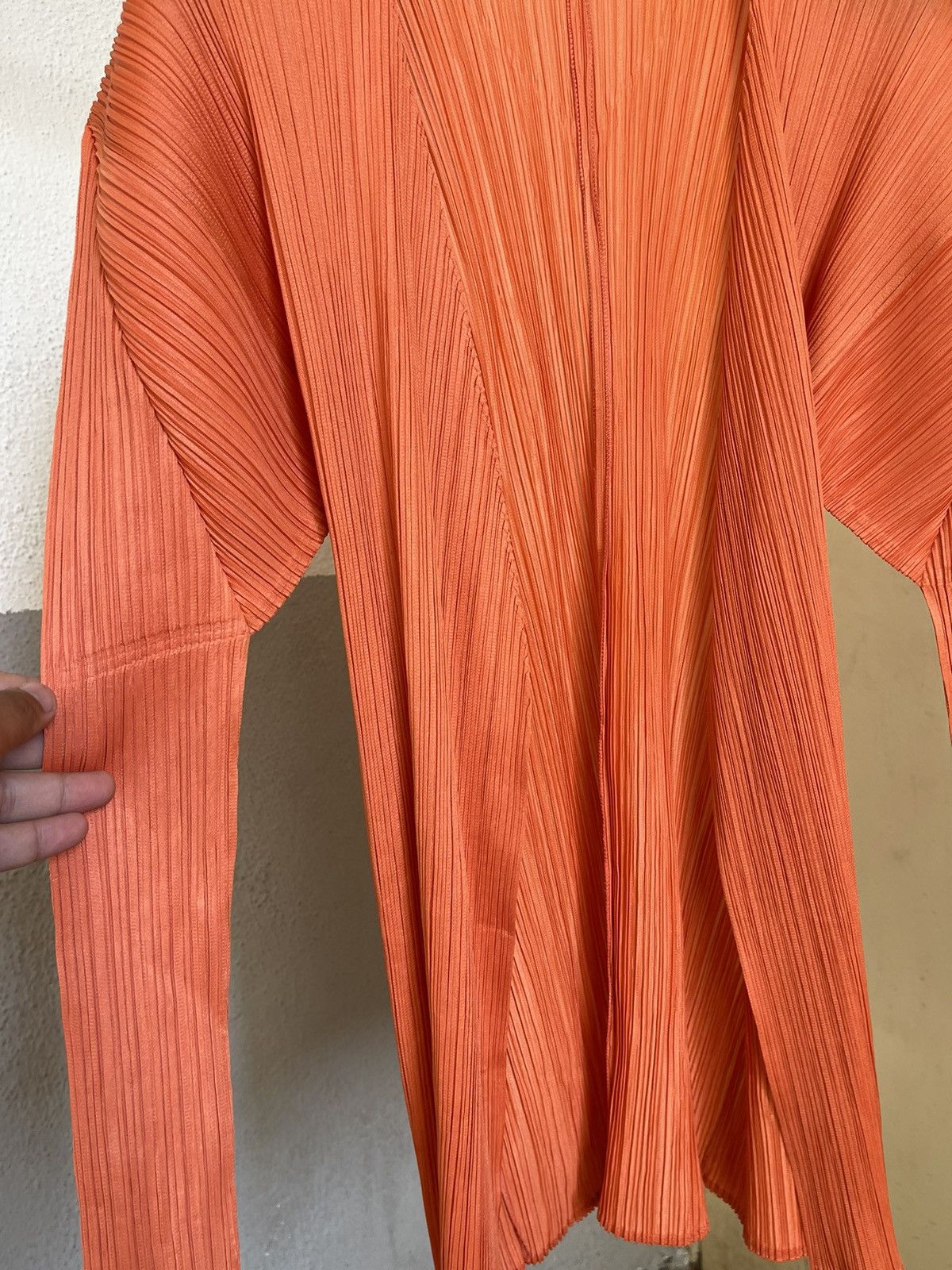 Pleats Please Issey Miyake Issey Miyake Pleats Please Coral Cardigan Orange Size ONE SIZE - 3 Thumbnail