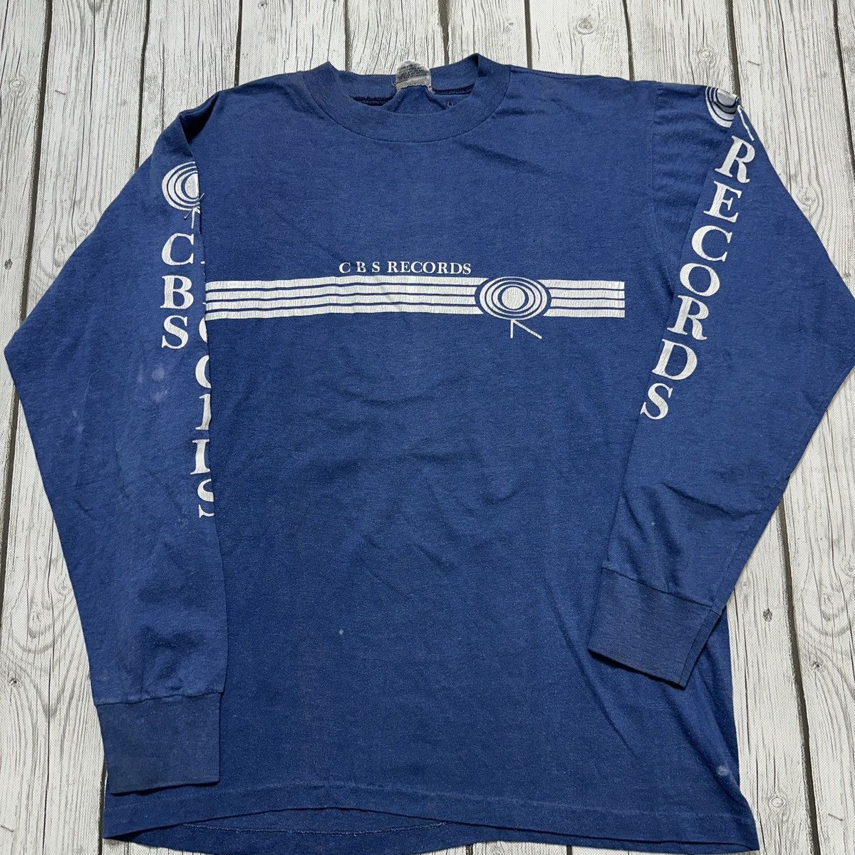 Vintage Vintage CBS Records long sleeve tee Size US M / EU 48-50 / 2 - 3 Thumbnail