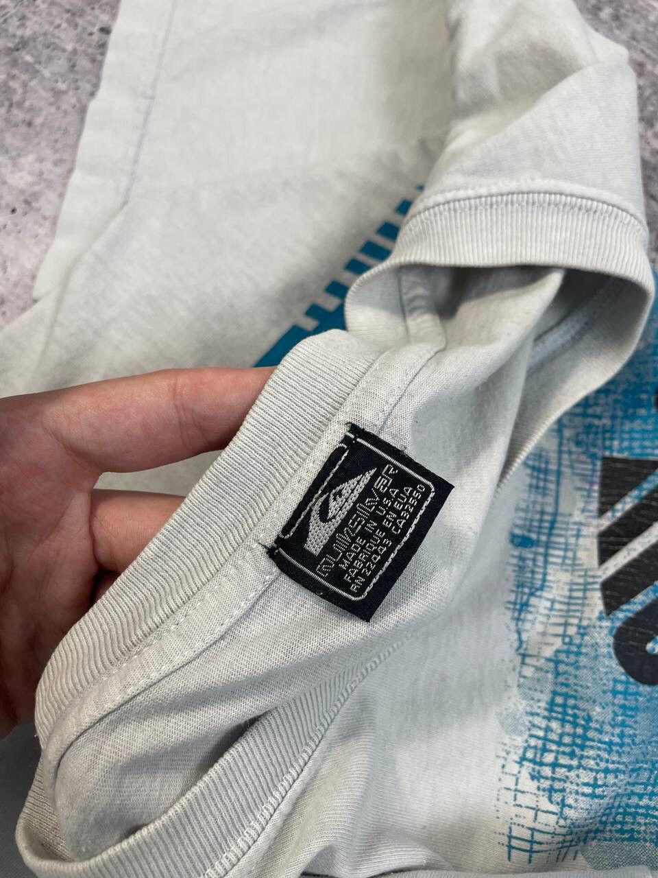 Quiksilver Vintage 90s Quiksilver Big Logo Tee T-Shirt Y2K Size US L / EU 52-54 / 3 - 8 Thumbnail
