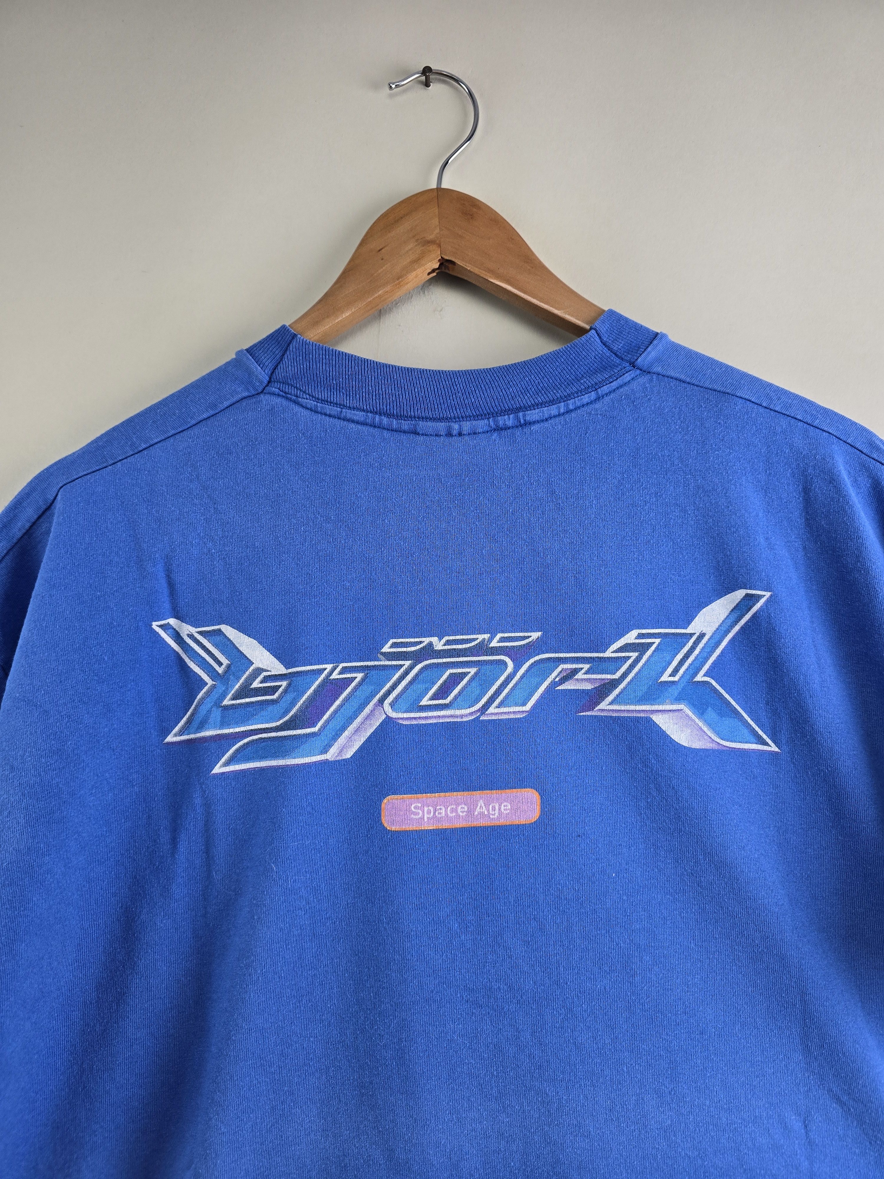 Band Tees × Vintage 90s Bjork Army of me XL 23" 28.5" Size US XL / EU 56 / 4 - 6 Thumbnail