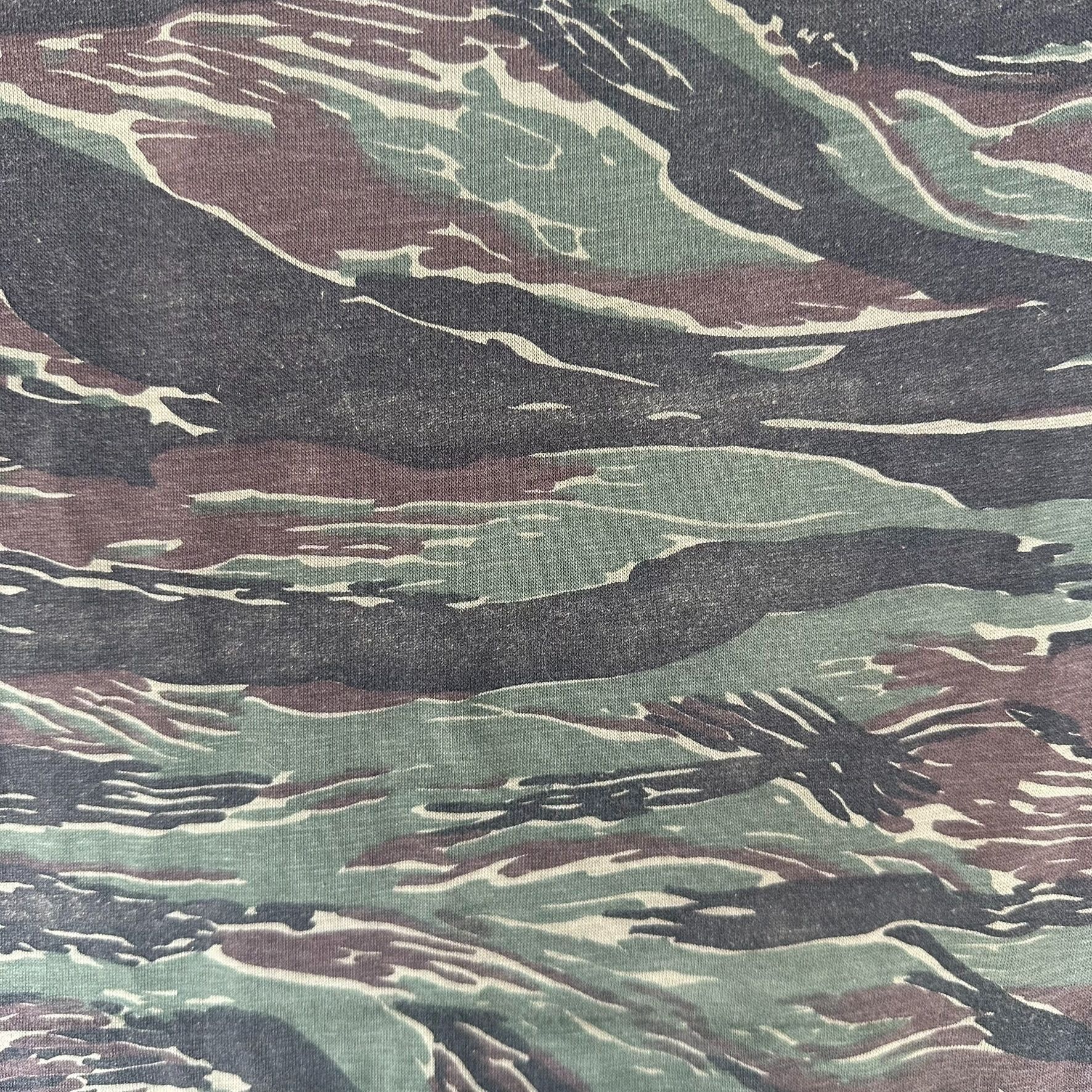 Vintage Vintage 80s Tiger Stripe Camo T-Shirt Single Stitch Vietnam Size US M / EU 48-50 / 2 - 2 Thumbnail