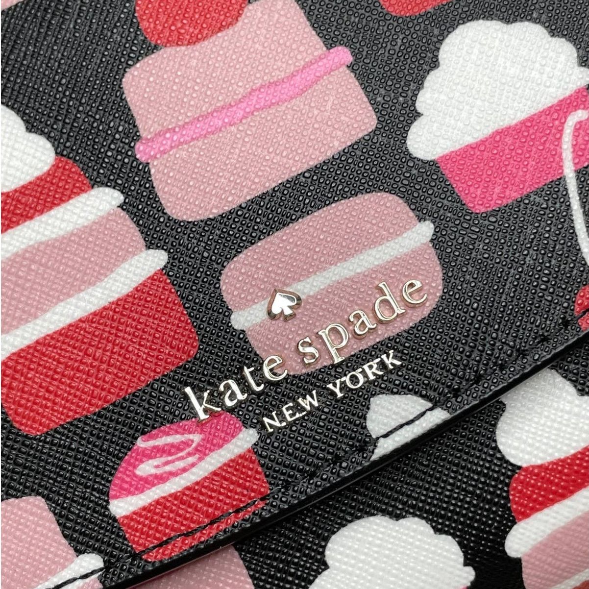 Kate Spade Kate Spade Pastries Phone Convertible Wallet Crossbody Bag Size ONE SIZE - 11 Thumbnail