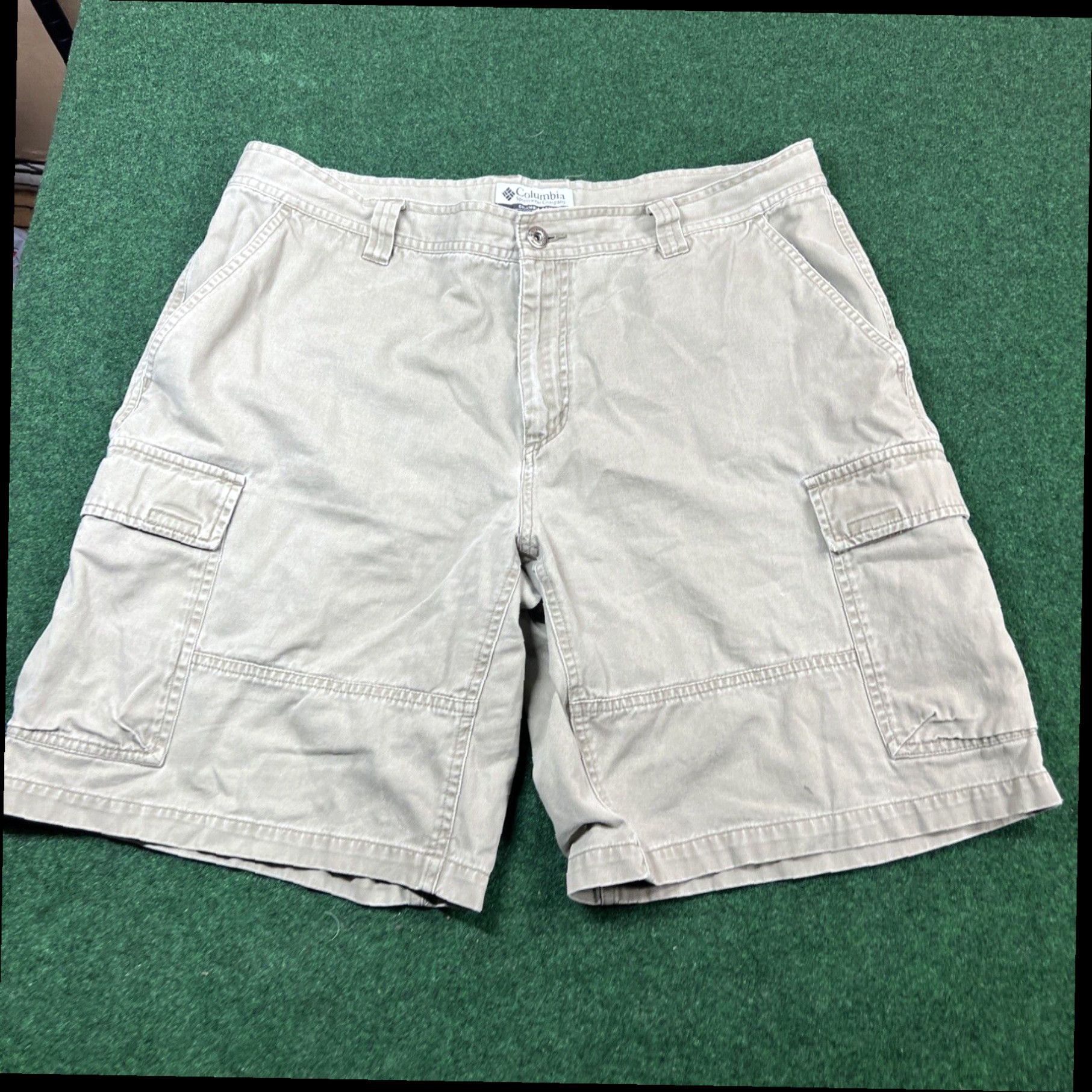 Vintage Columbia Mens Shorts Size Large Beige Fast Shipping Size US 33 - 1 Thumbnail