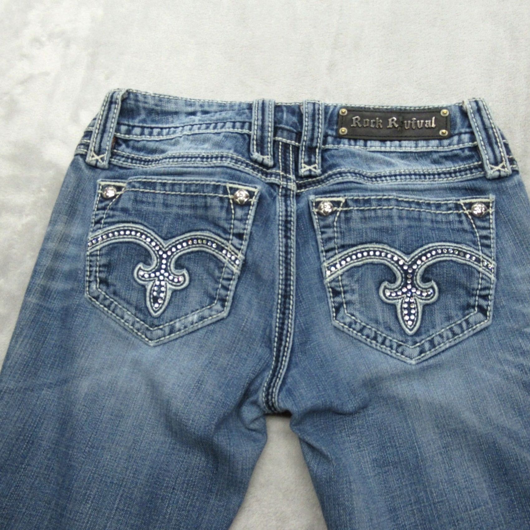 Vintage Rock Revival Jeans Womens 27 Medium Wash Denim Alanis Boot Cut Embellished 27x32 Size 27" / US 4 / IT 40 - 6 Thumbnail
