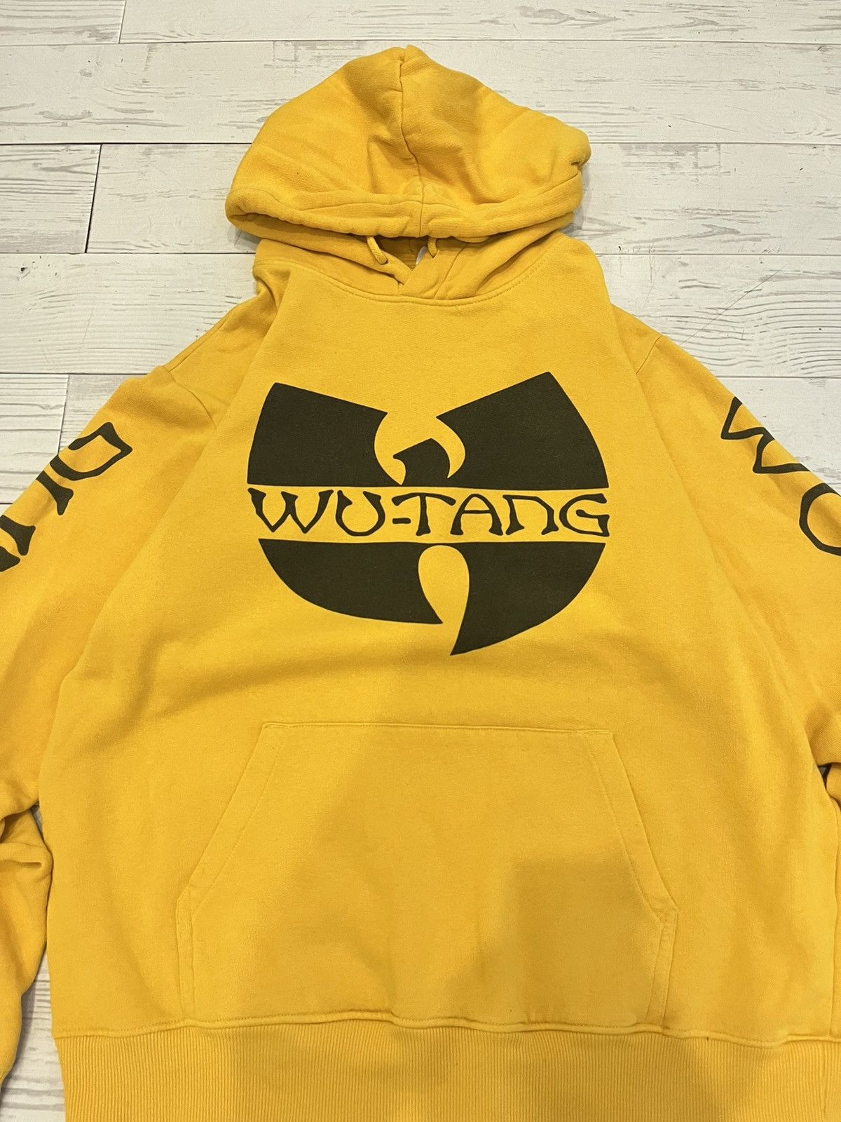 Wu-Tang Clan I'm selling a Wu tang sweatshirt. Size US L / EU 52-54 / 3 - 2 Thumbnail