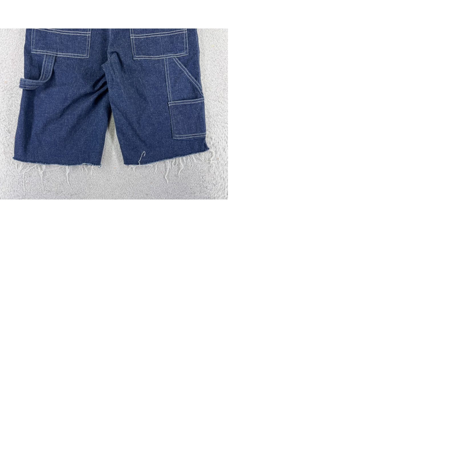 Bcbgmaxazria VINTAGE BCBGMAXAZRIA Shorts Womens 8 Denim Blue Cut-Off 26x12 5-Pocket Denim Jean Casual Hip-Hop Ready Womens Size 30" / US 8 / IT 44 - 10 Thumbnail