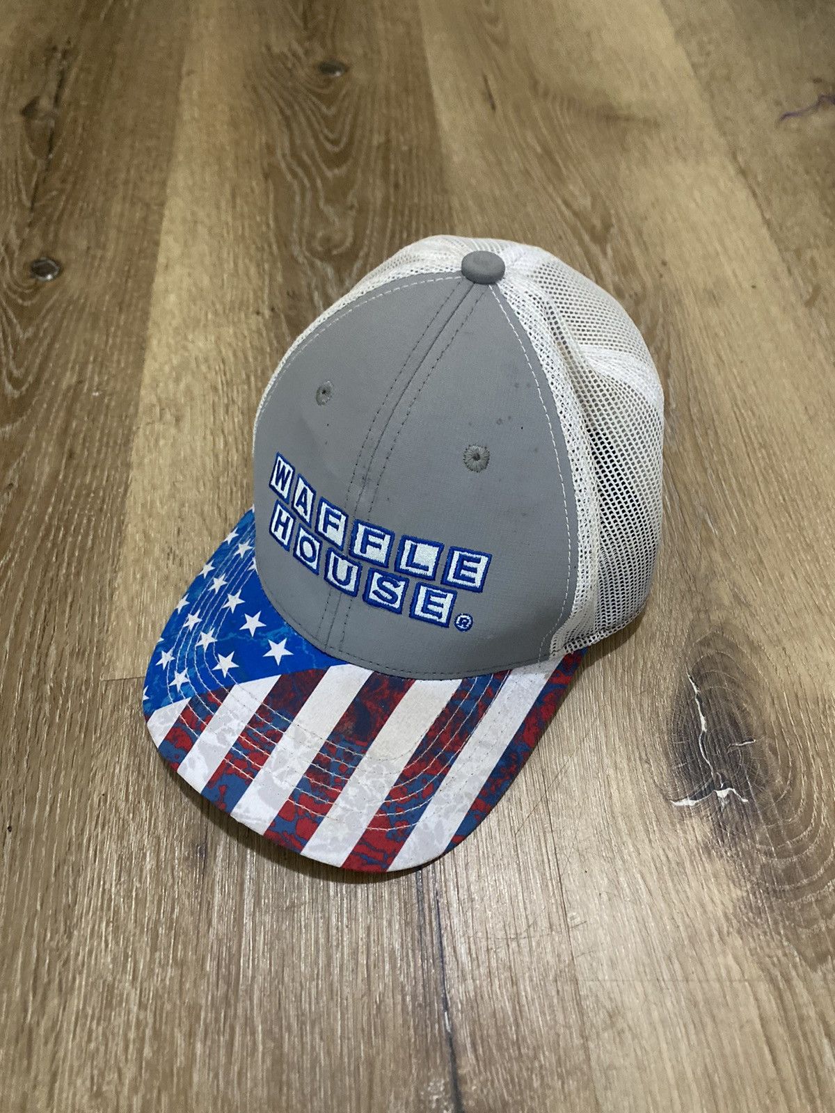 Other Waffle House trucker cap #streetwear Size ONE SIZE - 4 Thumbnail