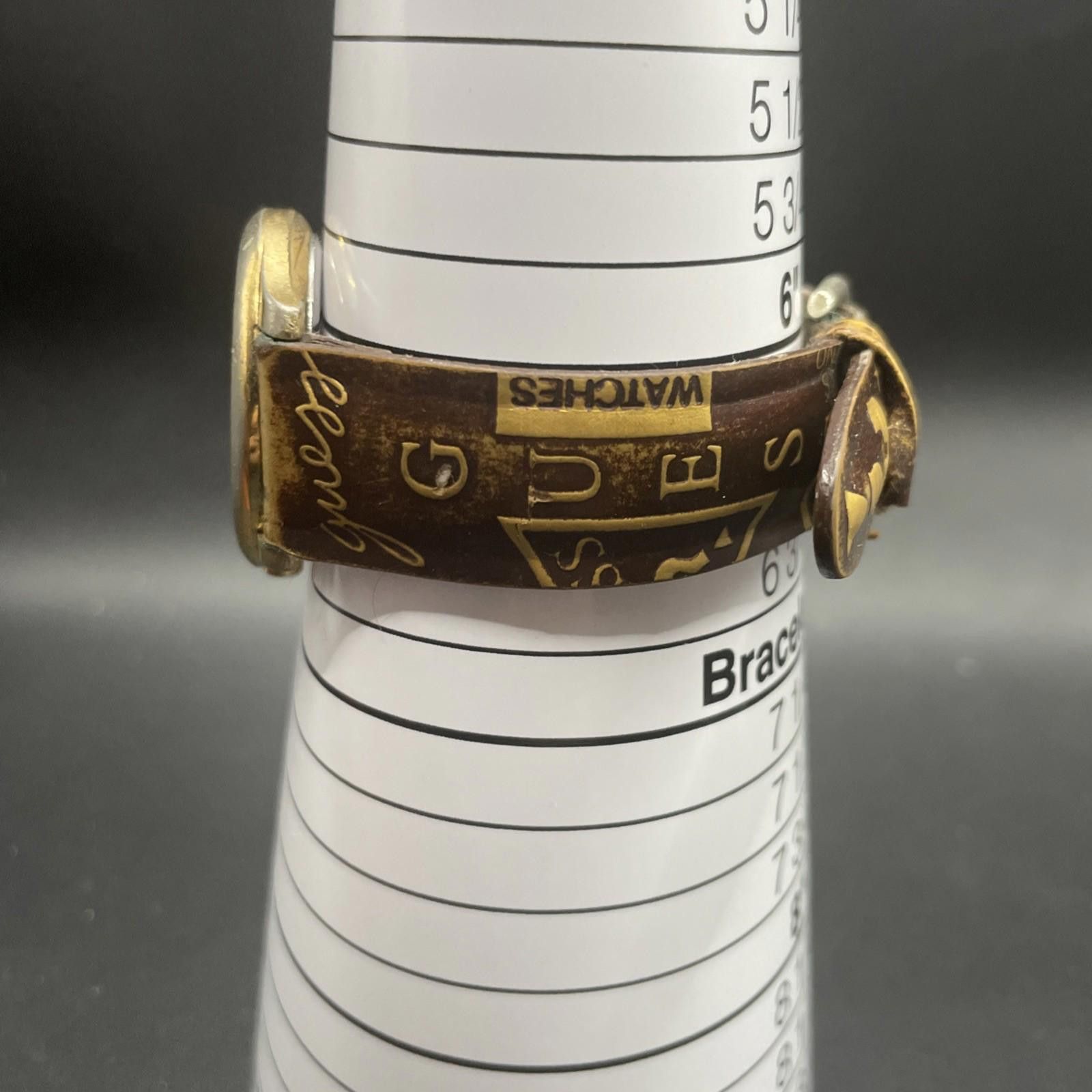Guess Vtg Guess Mens Quartz Watch Graphic Band New Battery Size ONE SIZE - 9 Thumbnail