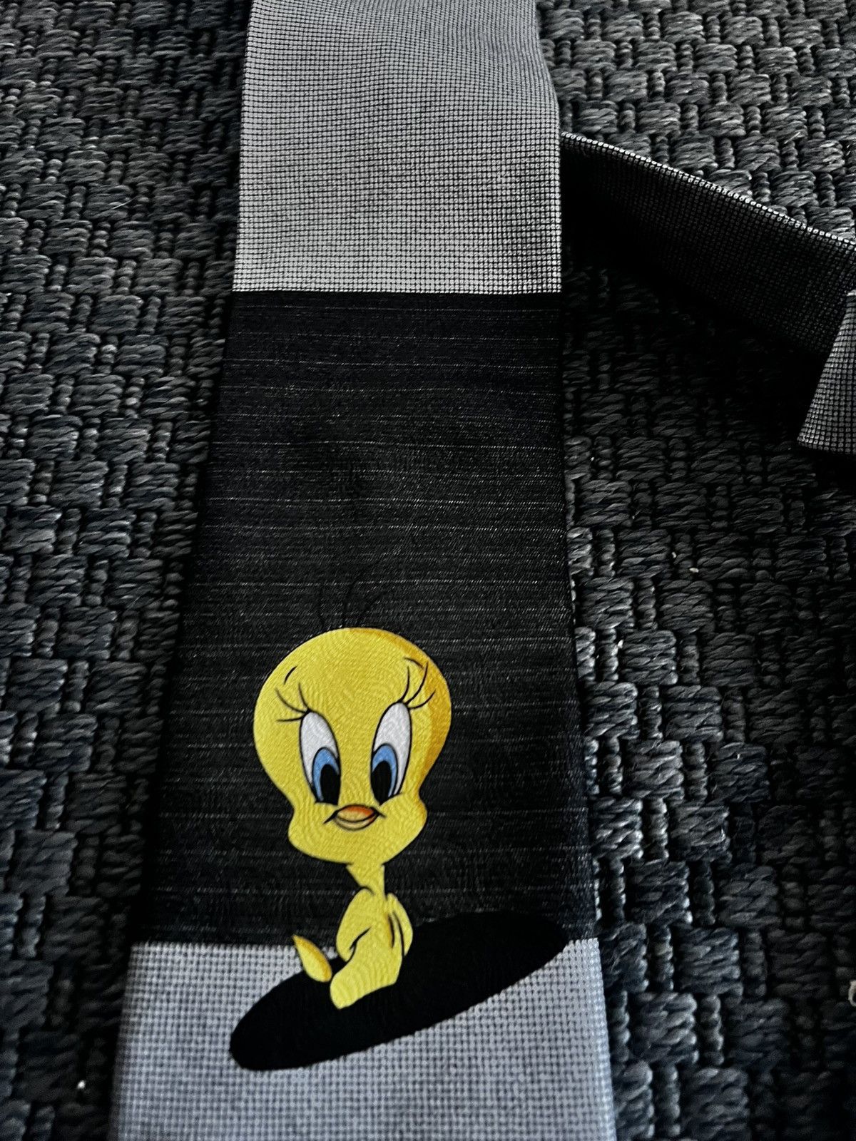Warner Bros Tie looney tunes, 2002 warner bros tweety, tie Size ONE SIZE - 2 Thumbnail