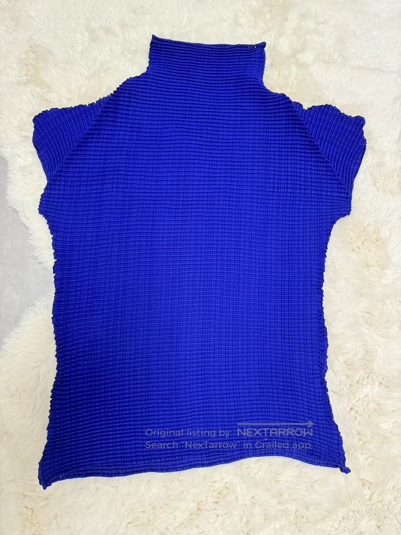 Issey Miyake Issey Miyake Blue Turtleneck T-Shirt Size M / US 6-8 / IT 42-44 - 1 Thumbnail