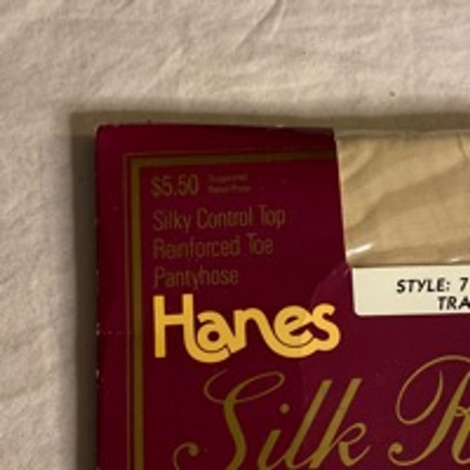 Hanes Vintage Hanes Silk Reflections Pantyhose Travel Buff A-B Size ONE SIZE - 4 Thumbnail