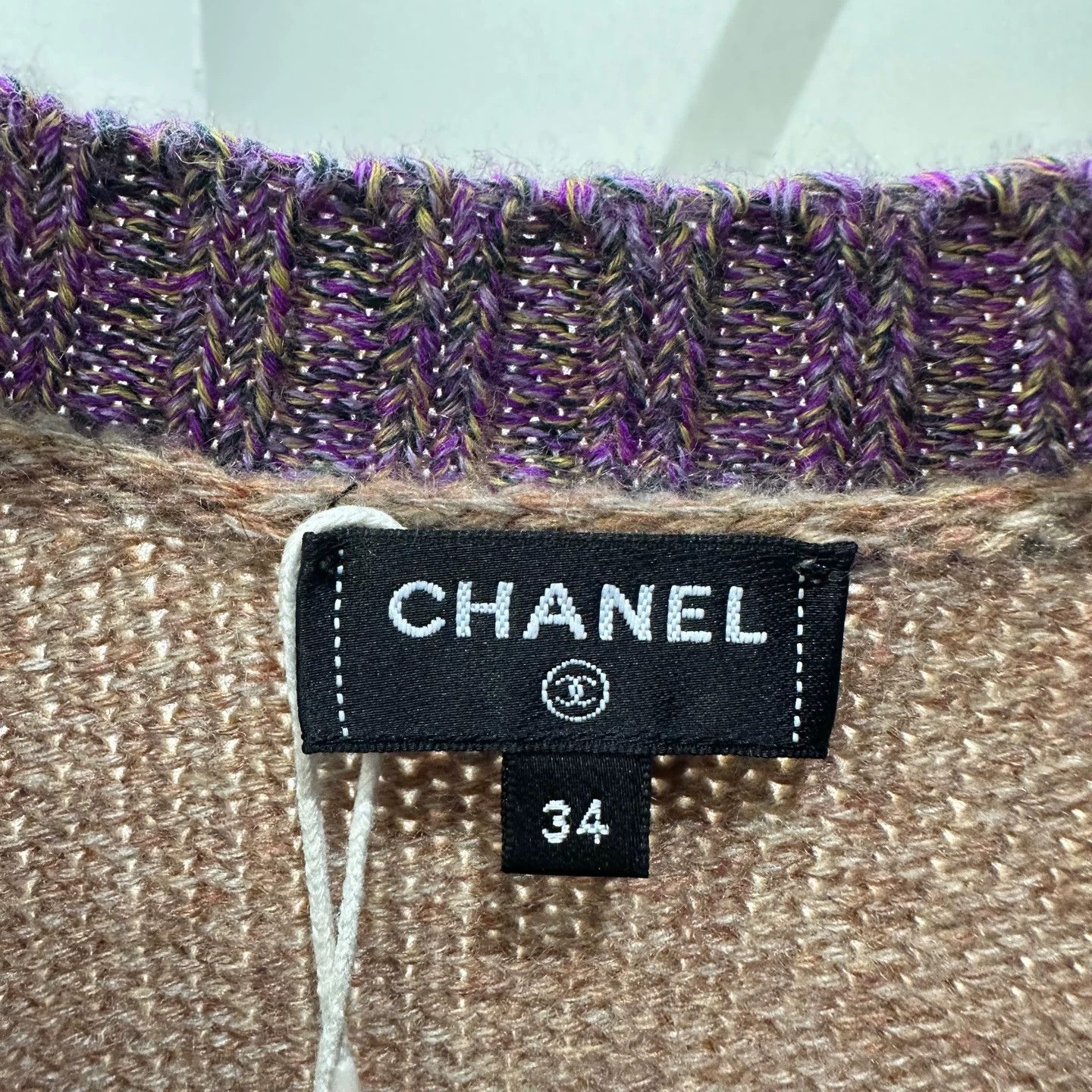 Chanel Chanel apr130 22K Crystal Logo Cashmere Sweater 34 Size XS / US 0-2 / IT 36-38 - 3 Thumbnail