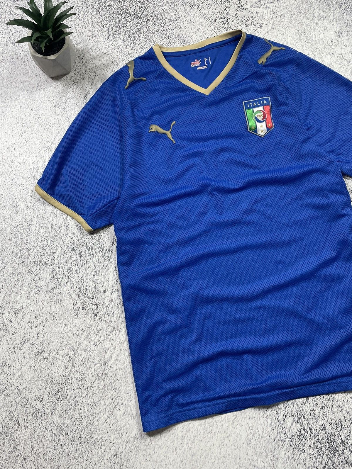 Puma × Vintage Vintage Puma Italy Soccer Blockcore Jersey Size US S / EU 44-46 / 1 - 3 Thumbnail