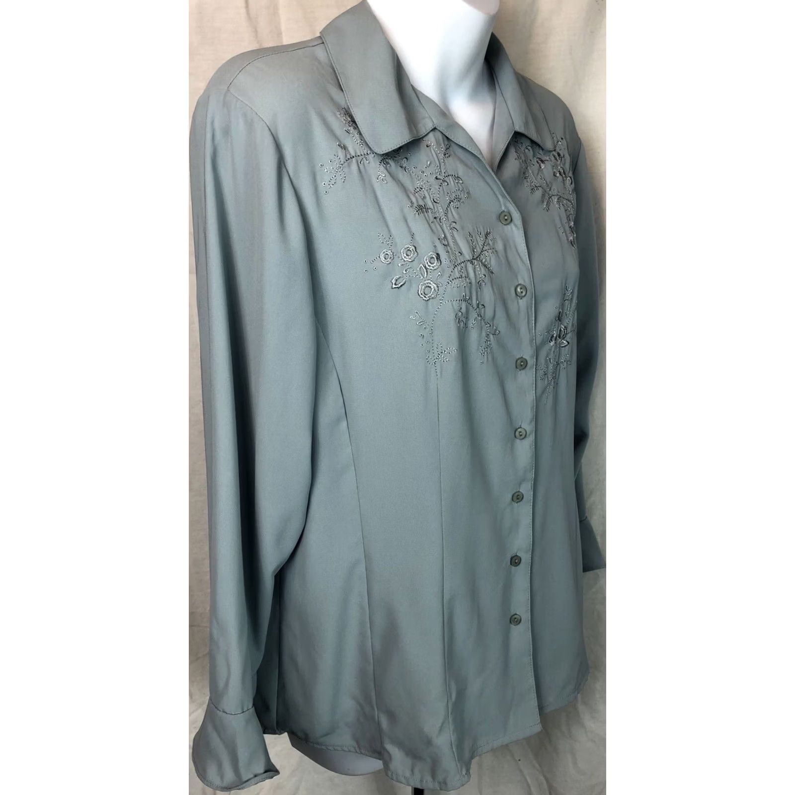 Vintage Covington Top Blouse L Blue Embroidered 3/4 Sleeve Ruffle Button Front Collared Shirt Women XL? Size L / US 10 / IT 46 - 2 Thumbnail