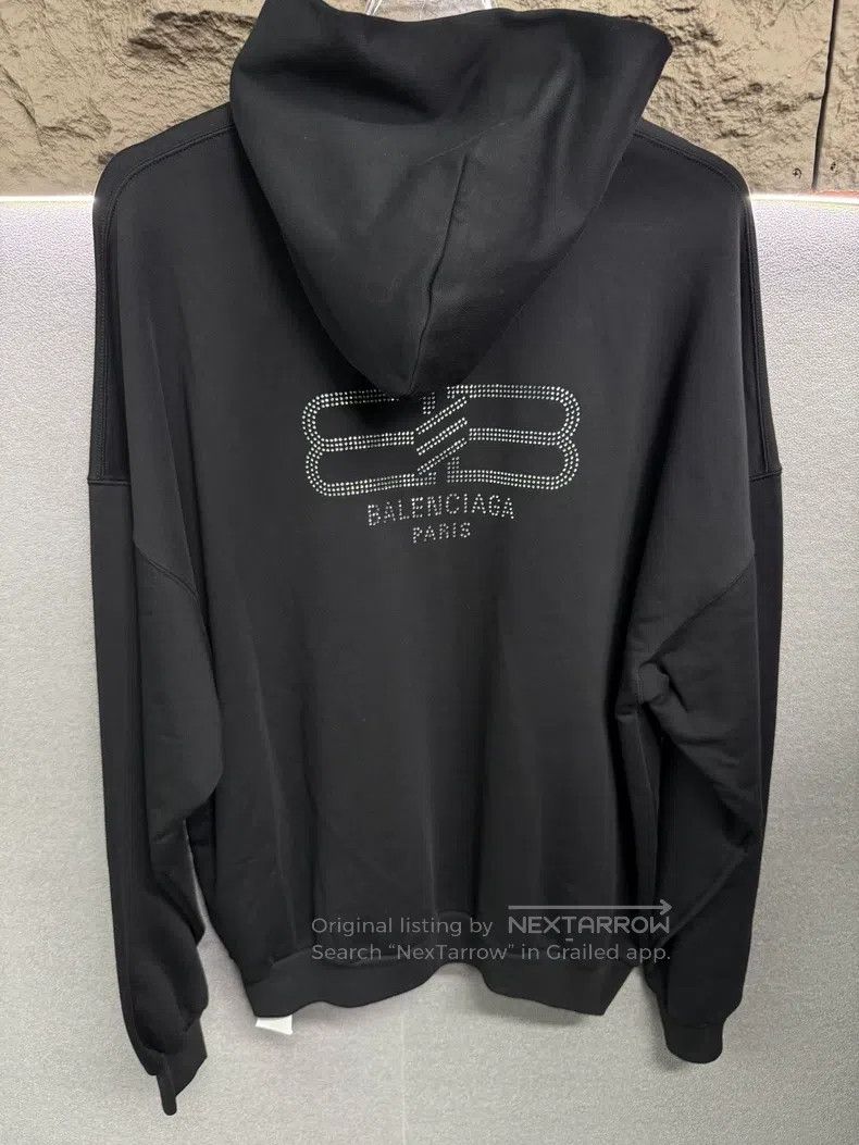 Balenciaga Balenciaga Back Diamond Logo Size US S / EU 44-46 / 1 - 2 Thumbnail