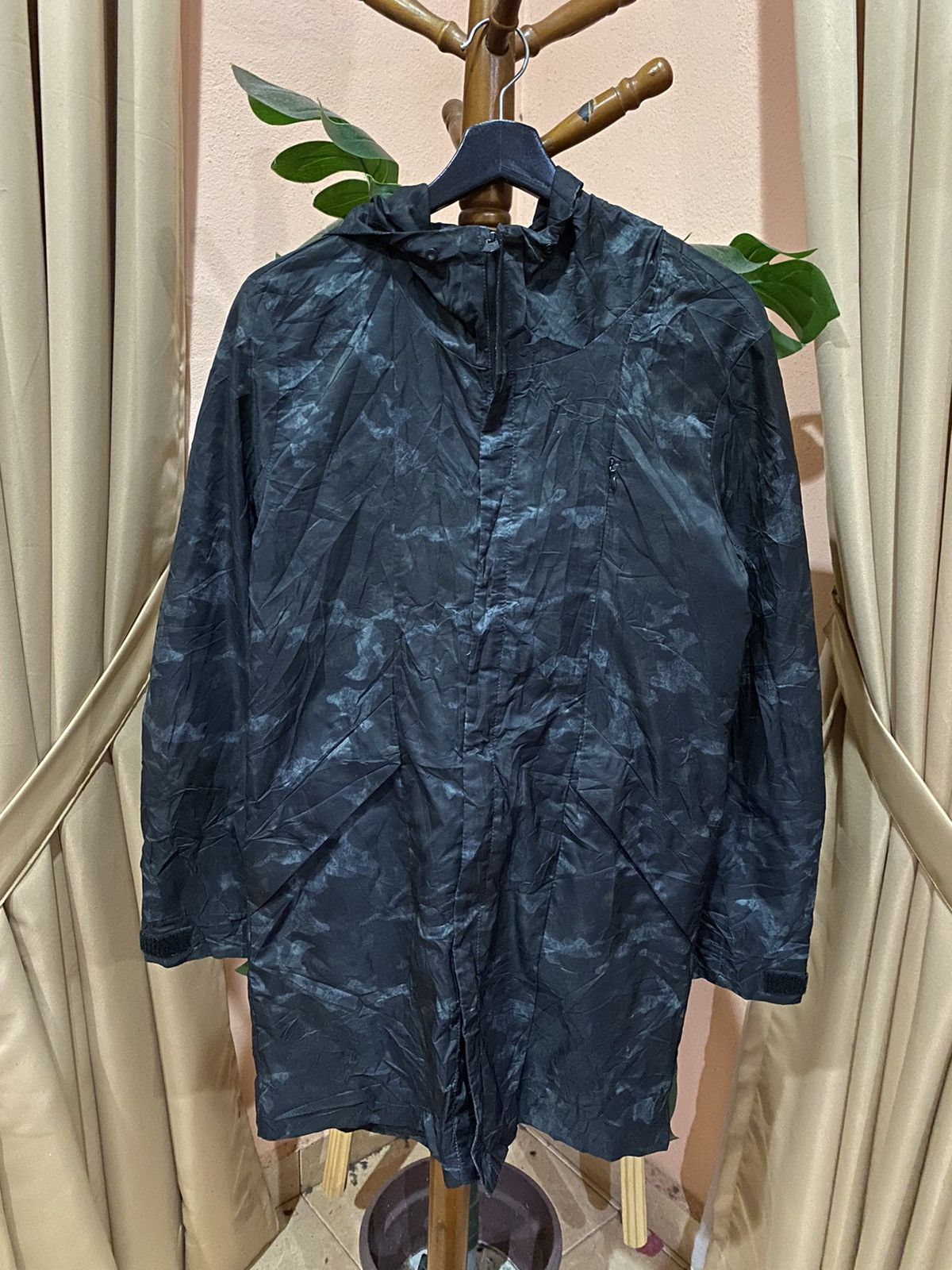 Other Mozitag Homme Lightweight Hooded Jacket – Black Camouflage Size US S / EU 44-46 / 1 - 1 Thumbnail